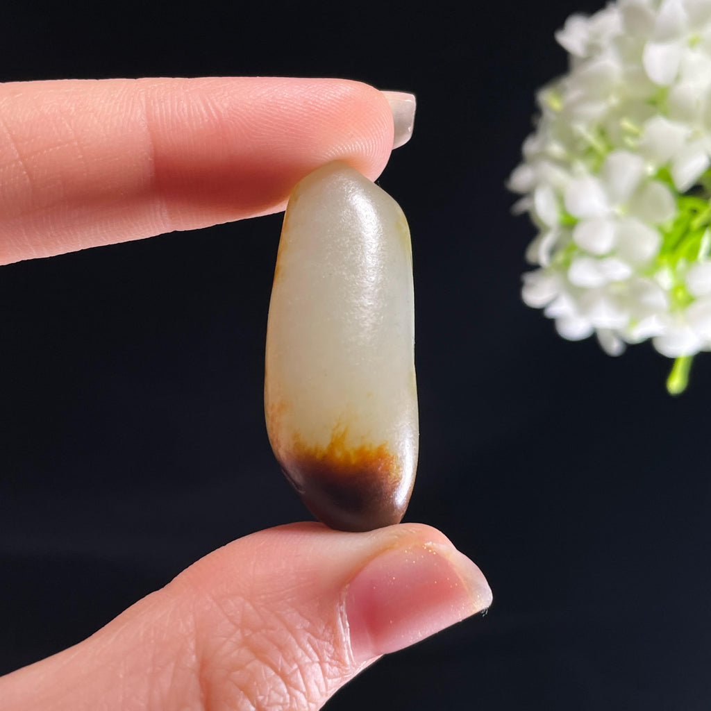 和田玉白玉“墨焰凝璧”黑红皮籽料（yc408821）