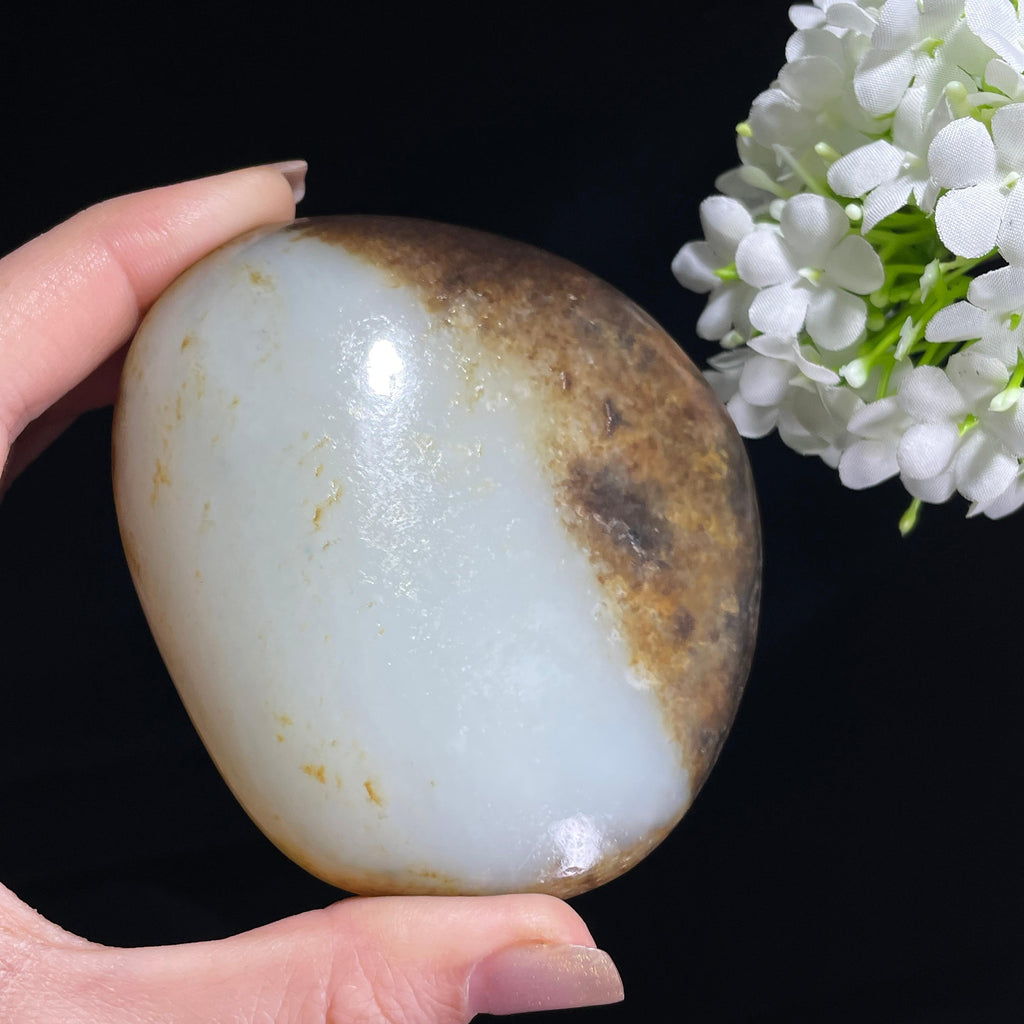 和田玉白玉“苍山负雪”聚黑皮秋梨皮籽料（yc370119）