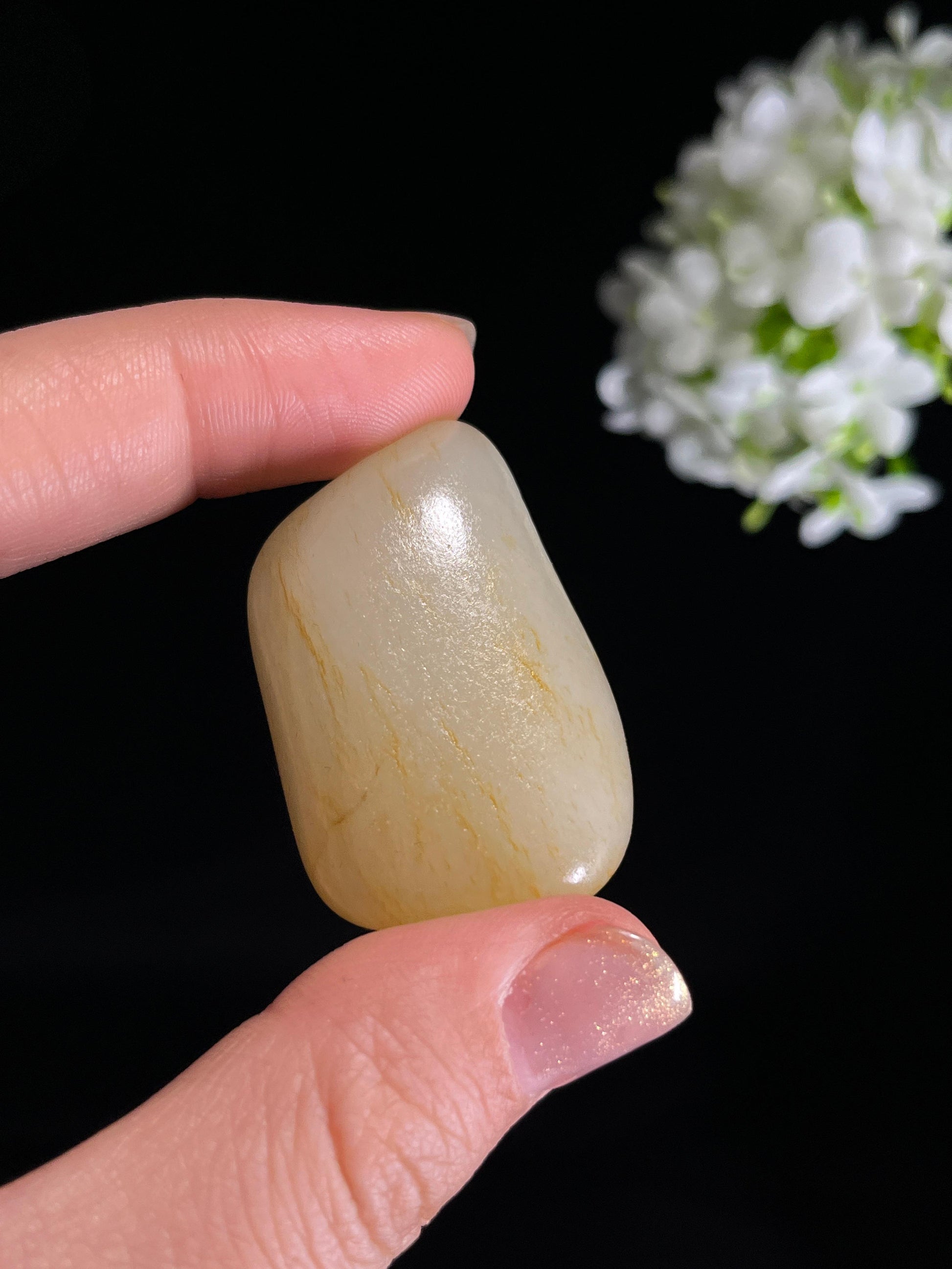 2025.11.22新疆天然和田玉白玉洒黄皮籽料原石（yc272865）