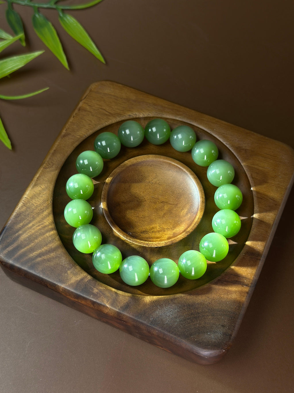 s珍品和田玉碧玉猫眼圆珠手串（17颗）（yc778891）