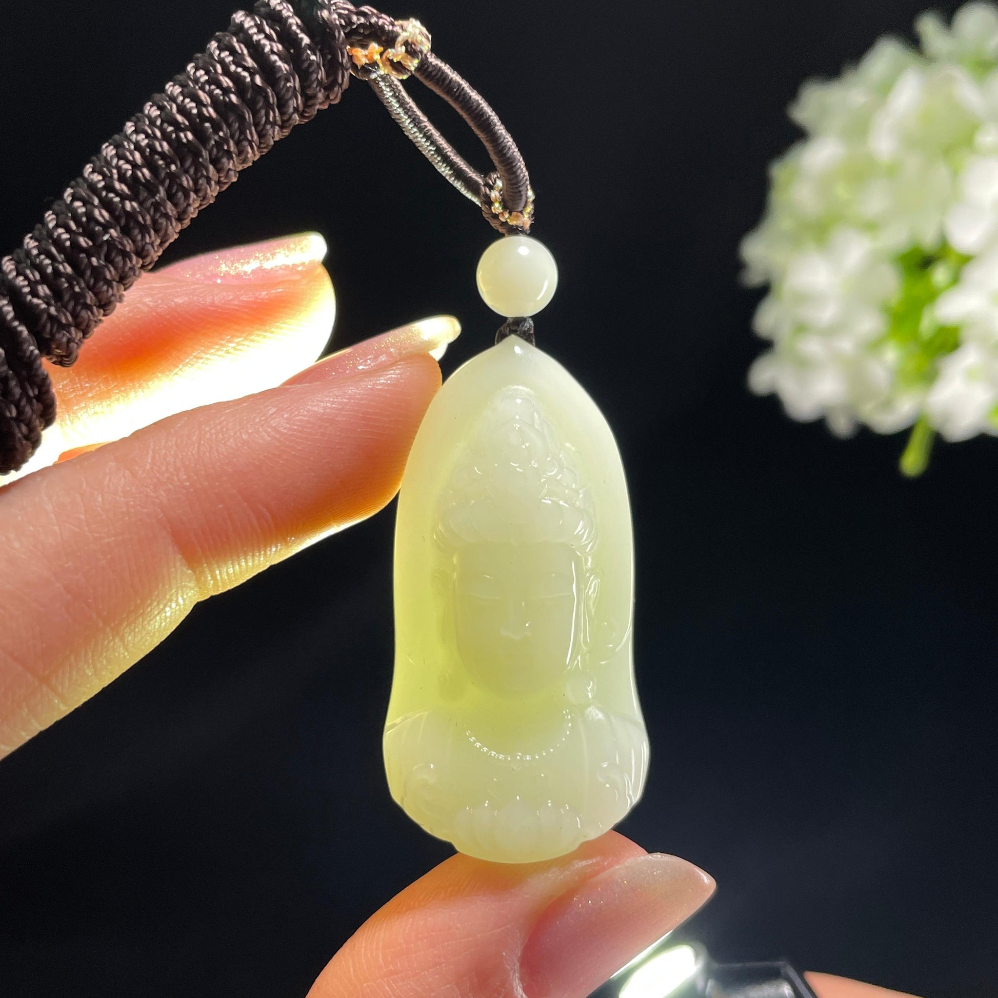 新疆和田玉米达料白玉观音雕刻挂件（yc365302）