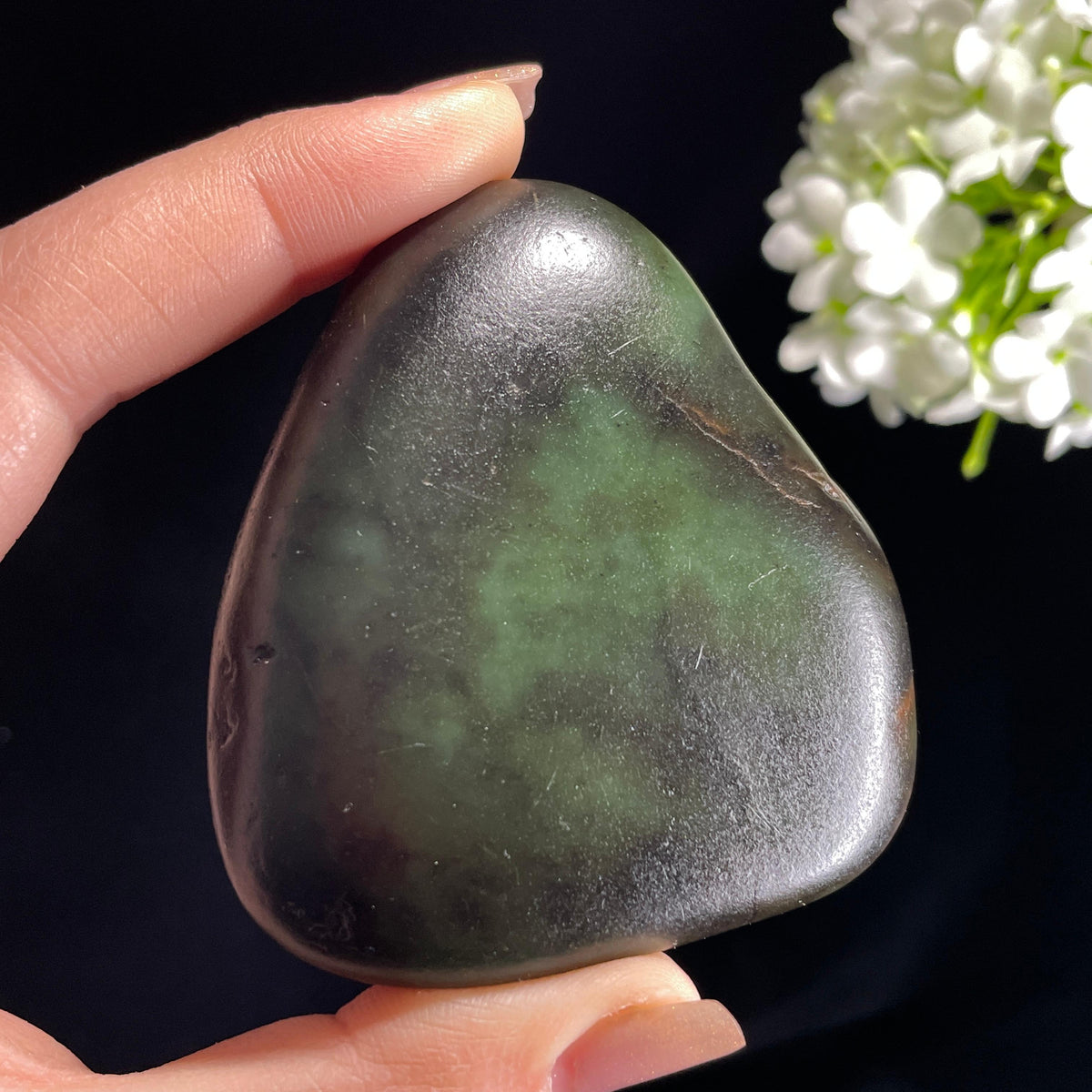 和田玉青玉“幽壑凝翠”聚黑皮籽料（yc368499）