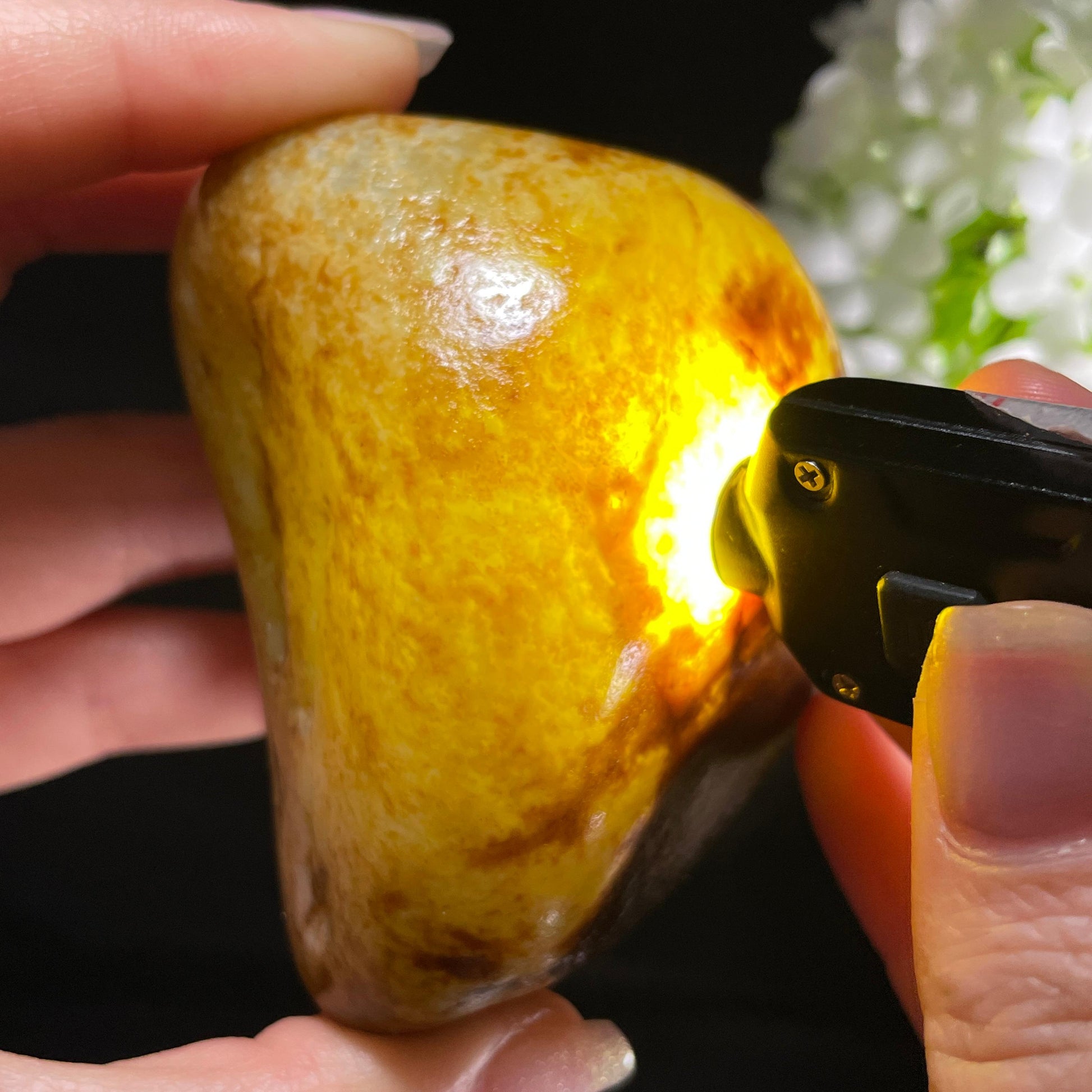 和田玉青白玉“丹峰染霞”洒金黑红皮籽料（yc394260）