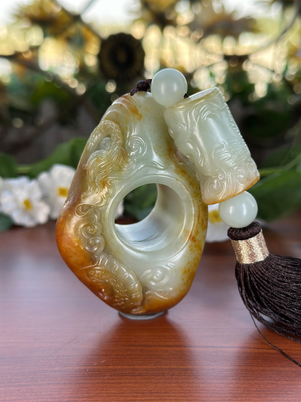 新疆和田玉精品聚红皮籽料苍龙扳指把件（yc710406）