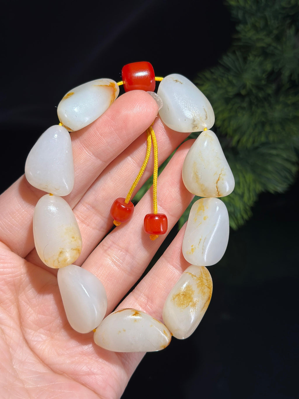 新疆和田玉珍品红皮洒金皮原籽手串（9颗）（yc696937）