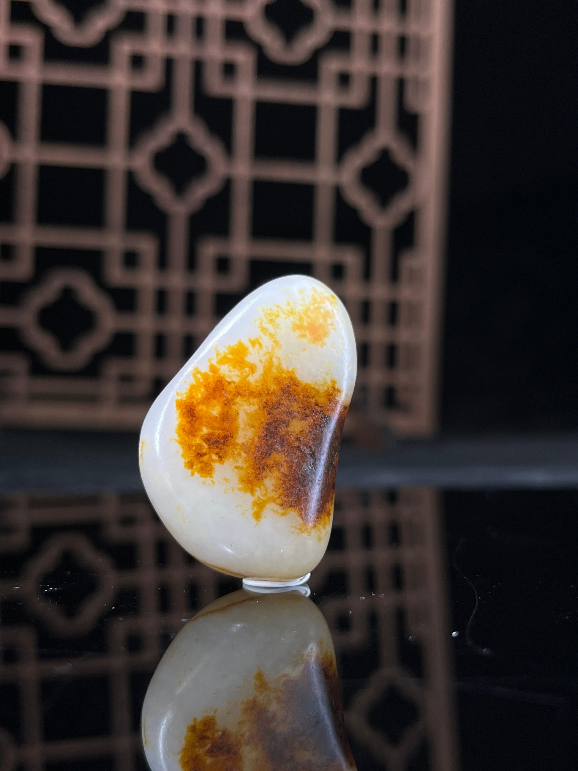 新疆和田玉白玉籽料原石聚红皮挂件5（yc234068）