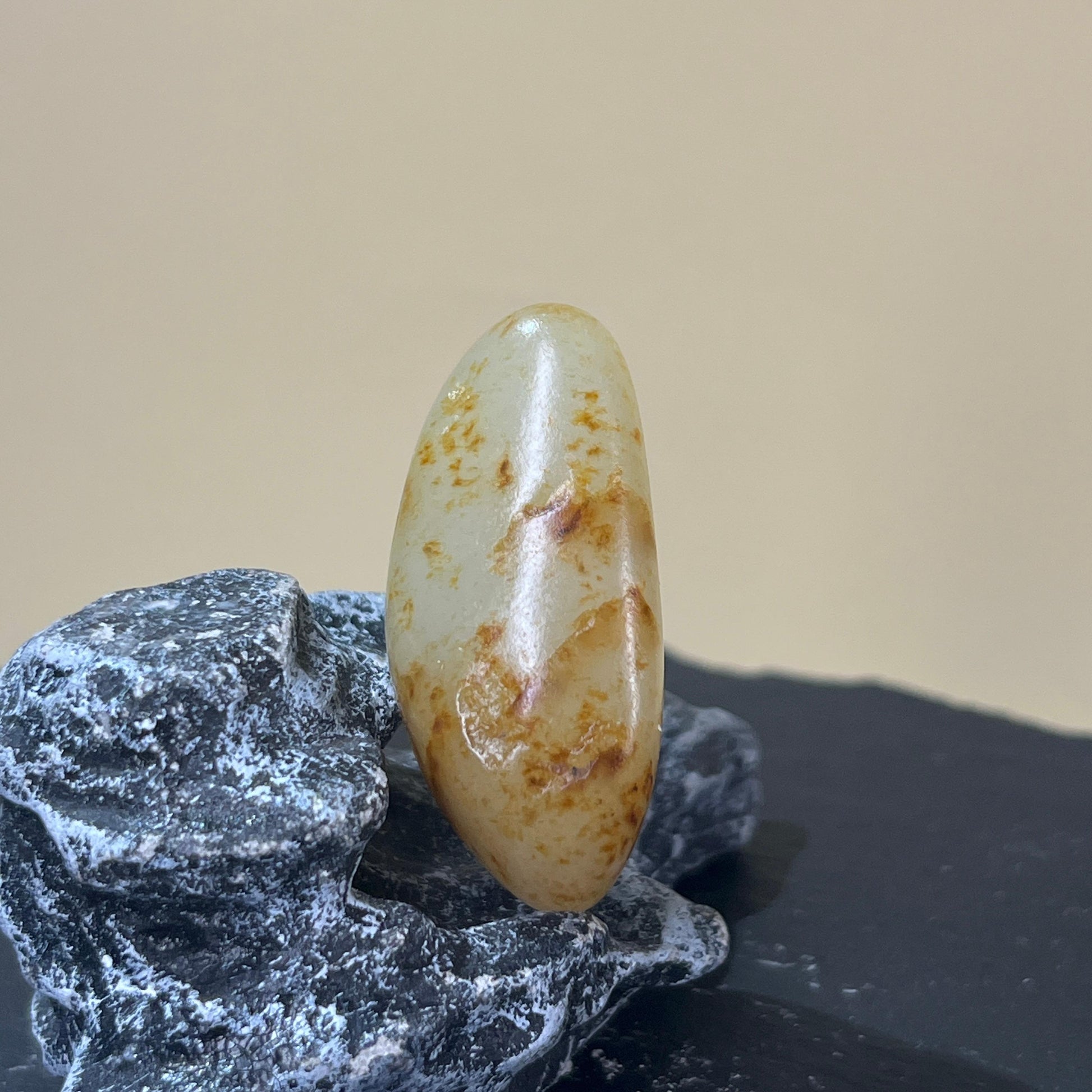 和田玉洒金皮籽料（yc204408）