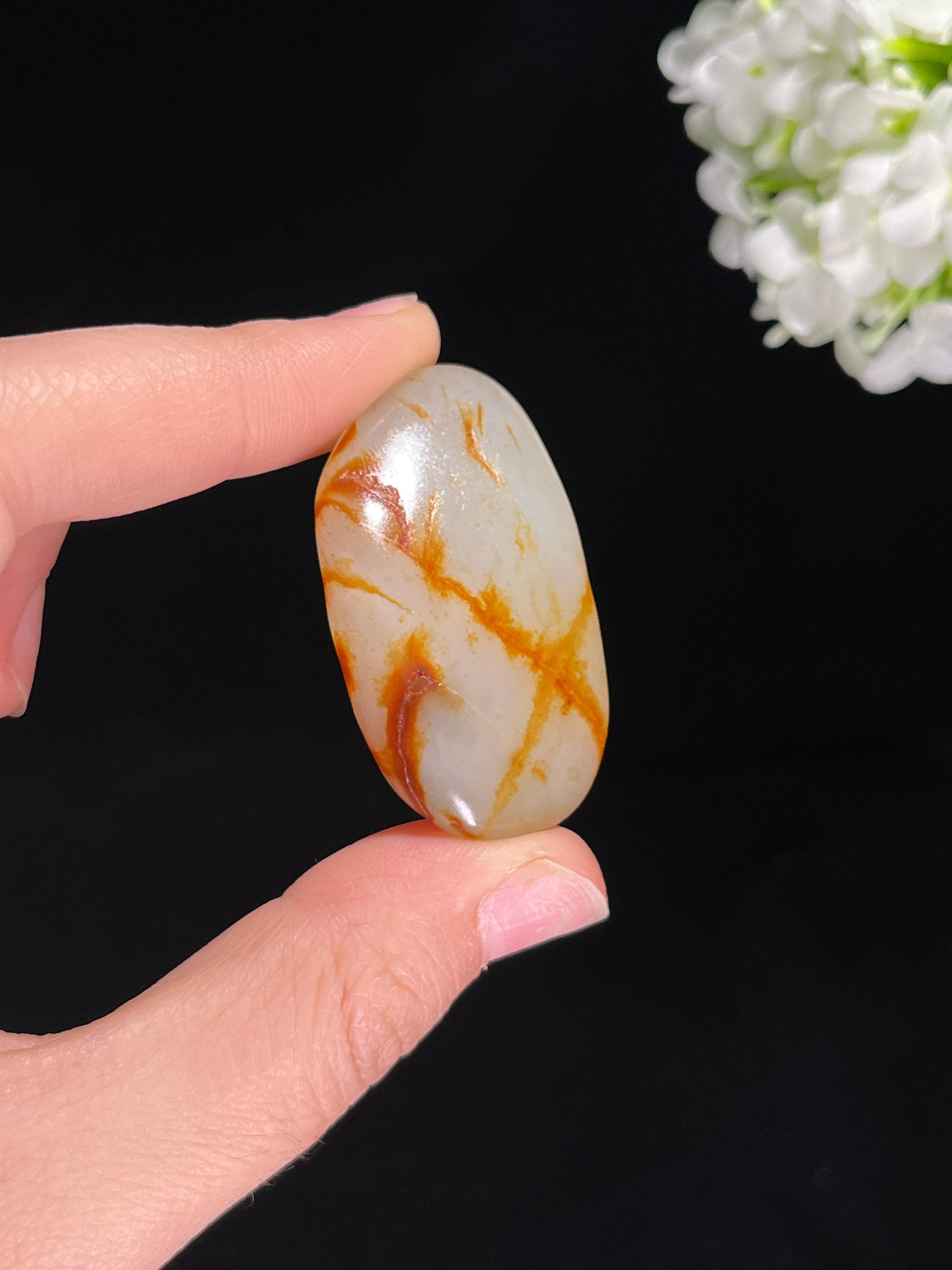 和田玉意境红皮籽料原石精品挂件（yc258662）