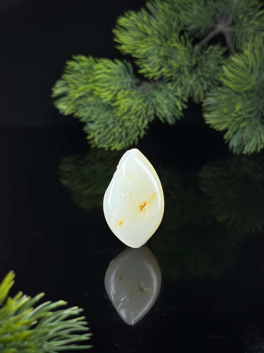 日常，新疆和田玉白玉洒金皮籽料观音珍品挂件（yc491653）