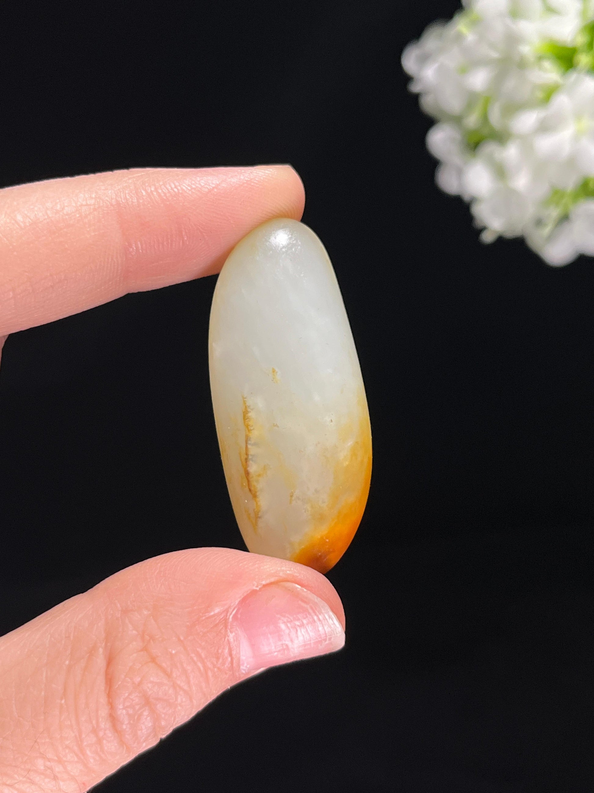 新疆和田白玉红沁油皮挂件籽料原石（yc255437）