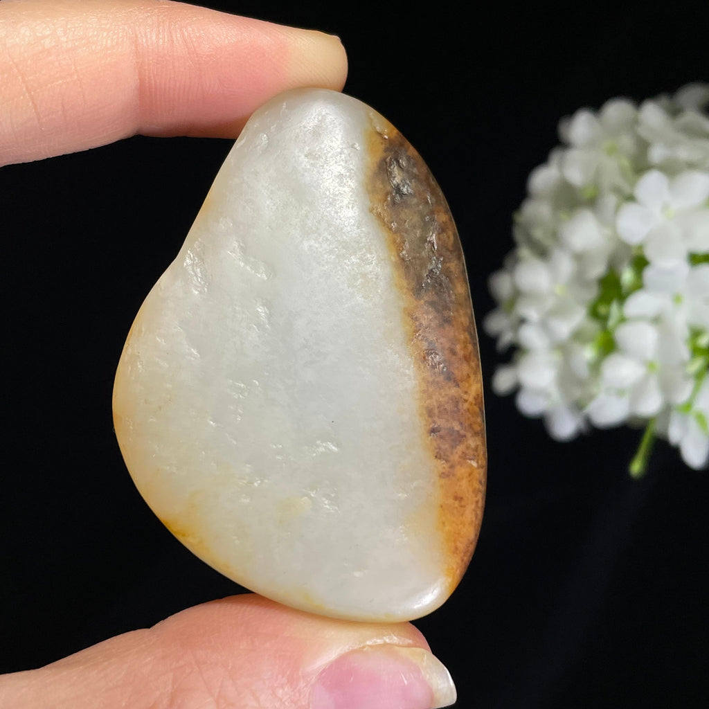 和田玉白玉“赤弦引月”黑红皮籽料（yc417223）