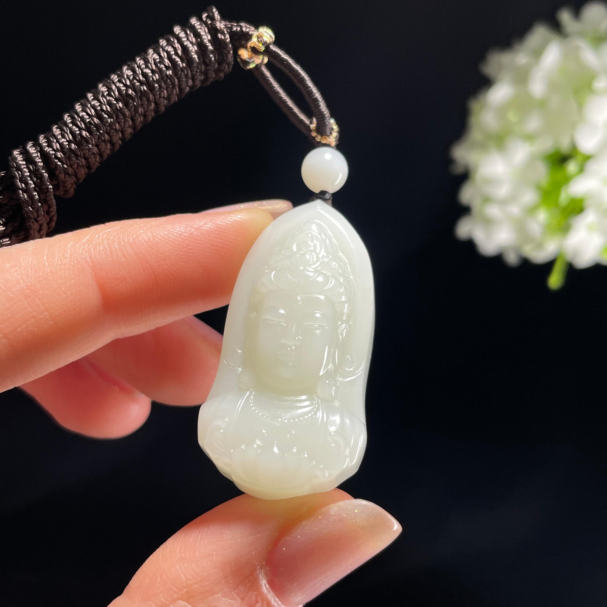 新疆和田玉米达料白玉观音雕刻挂件（yc365302）