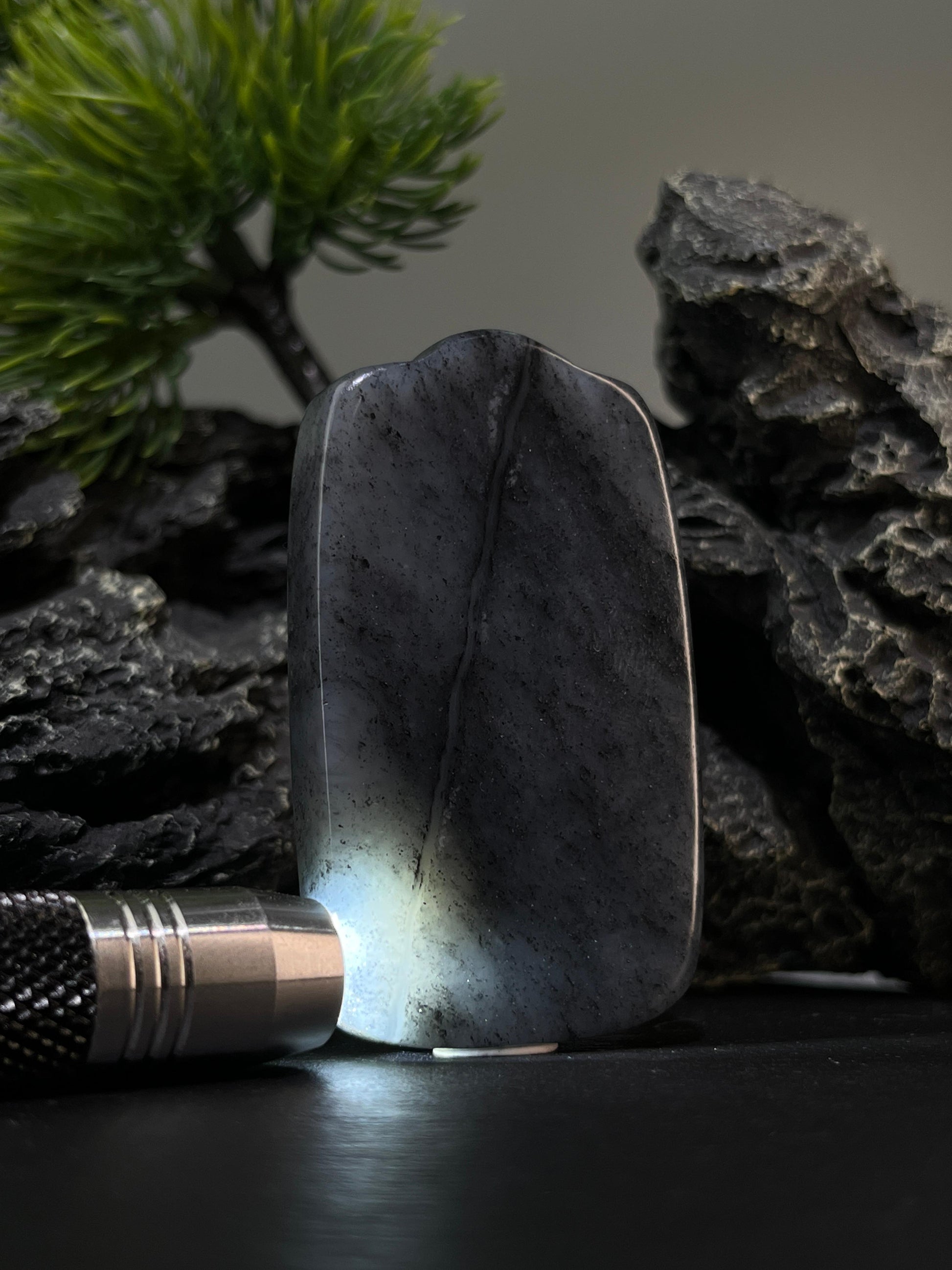 和田玉青花籽料无事牌3（yc228615）