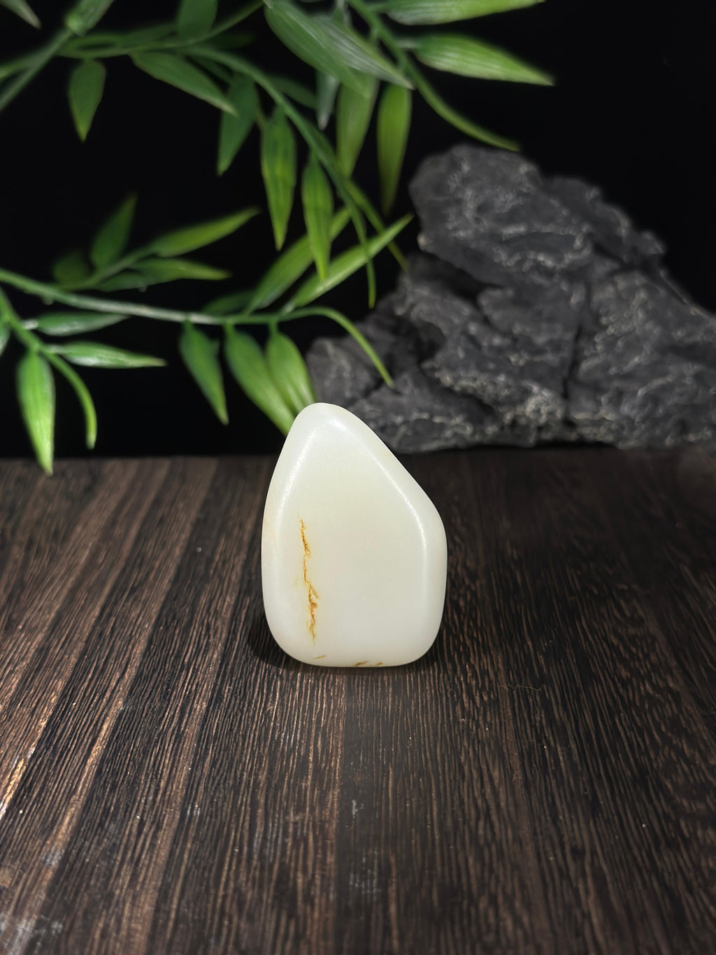 新疆和田玉精品白玉洒金皮籽料挂件（yc714428）