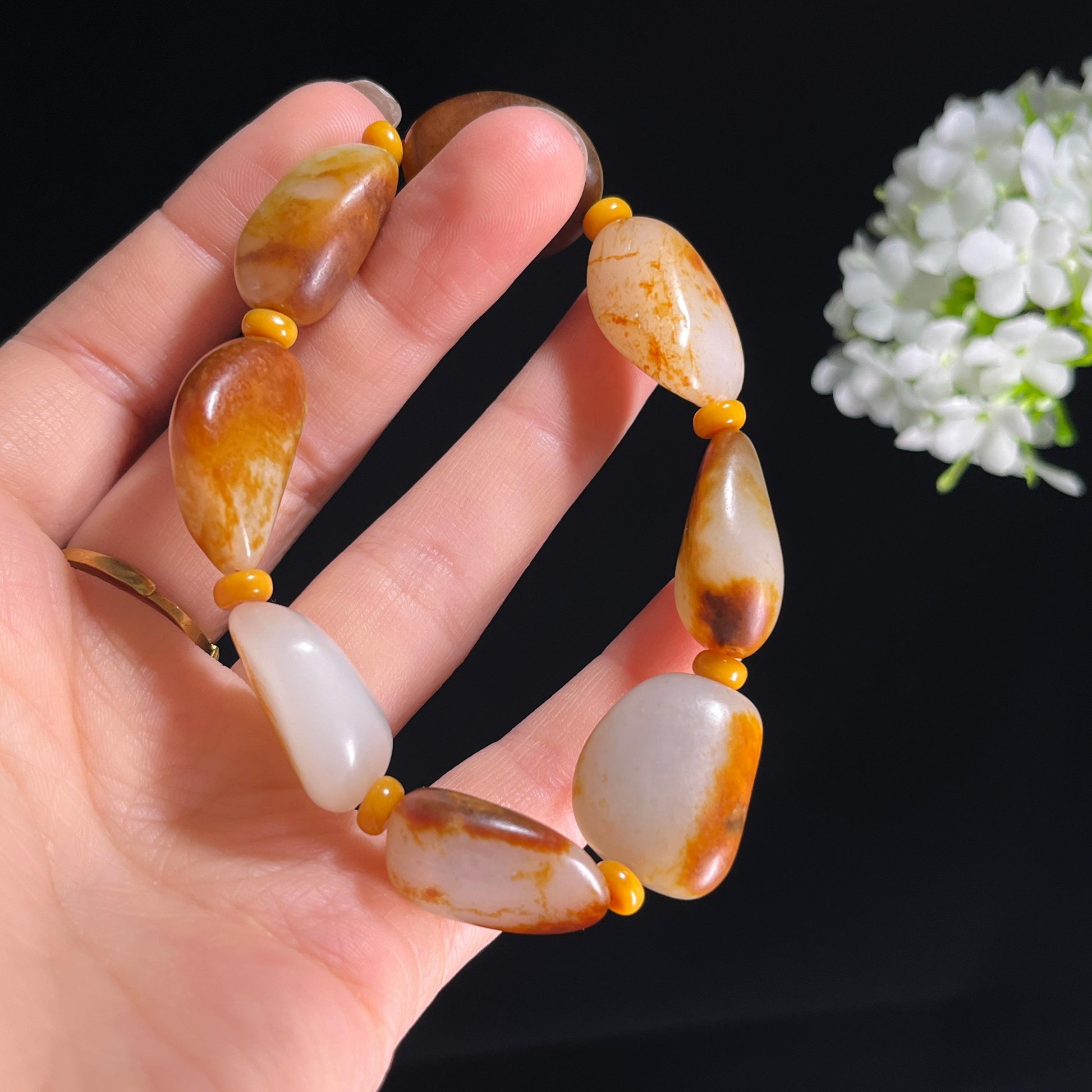 和田玉白玉洒金皮黄皮籽料手串（yc287872）