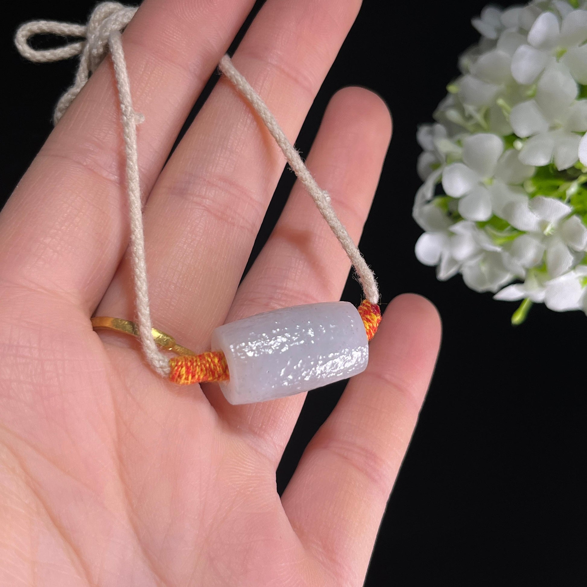 和田玉青花料“遇乐子”籽料雕刻勒子挂件（yc284647）