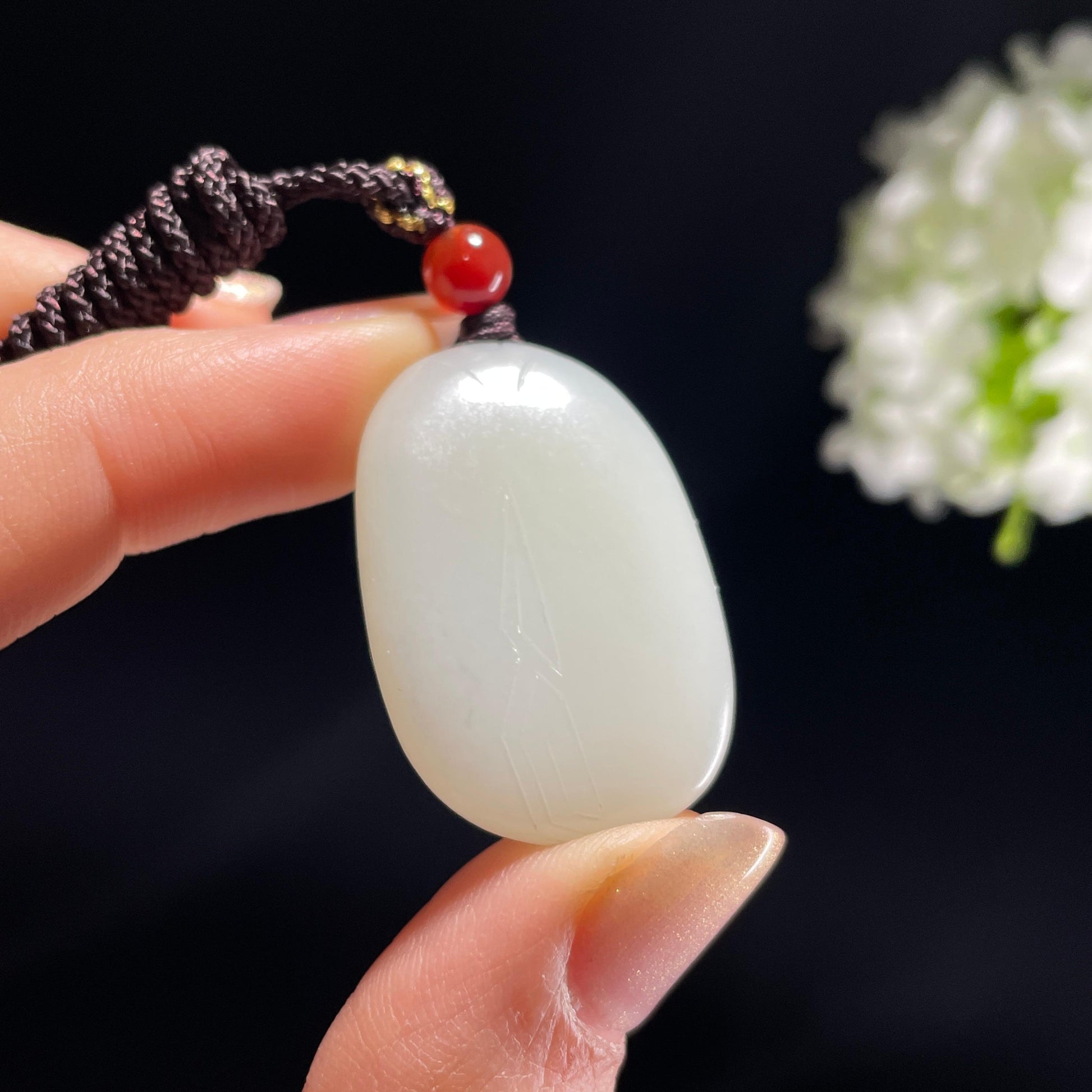 新疆天然和田玉白玉龙雕刻挂件（yc360330）