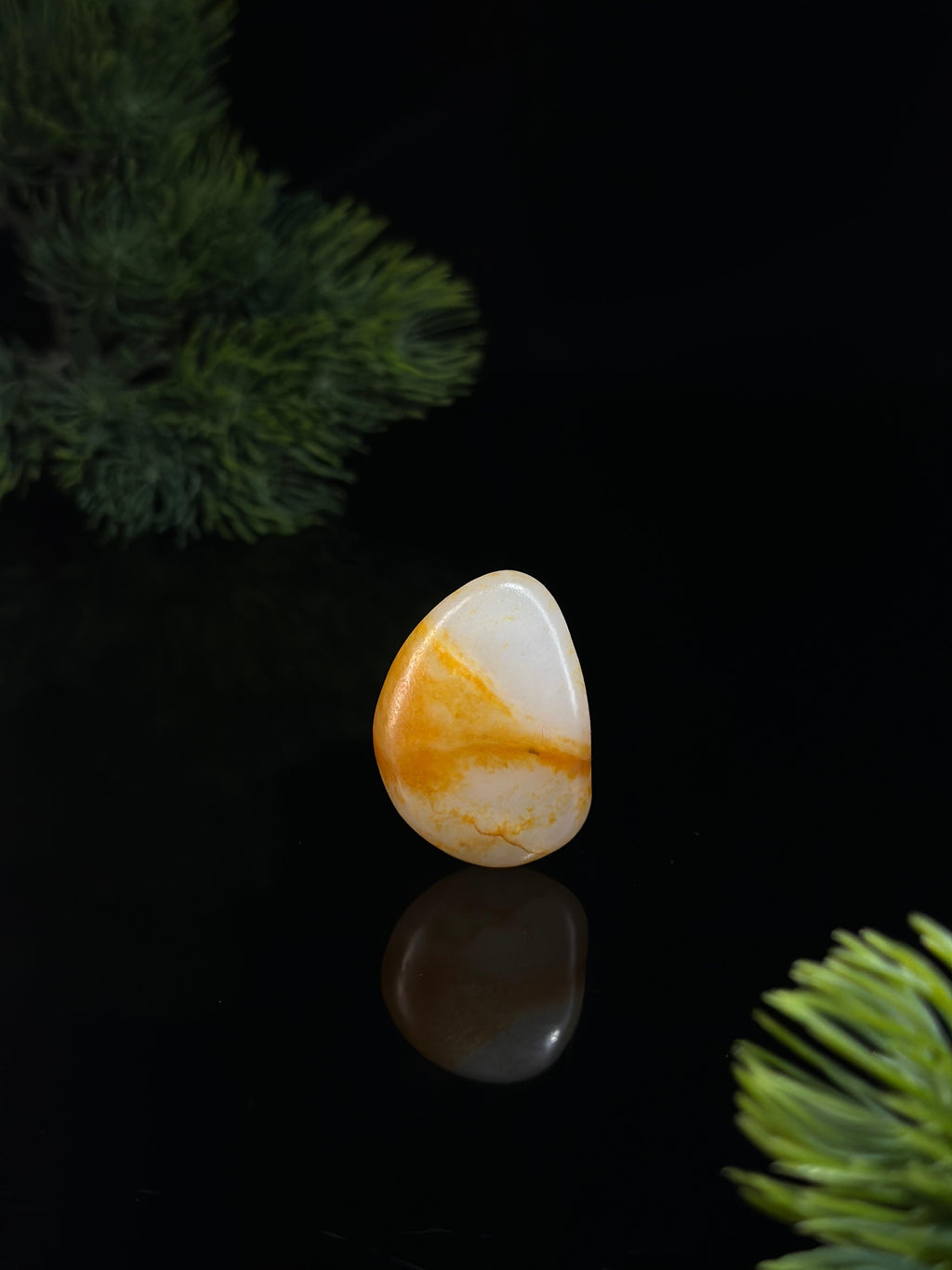 新疆和田玉白玉意境红皮洒金皮精品挂件籽（yc479162）
