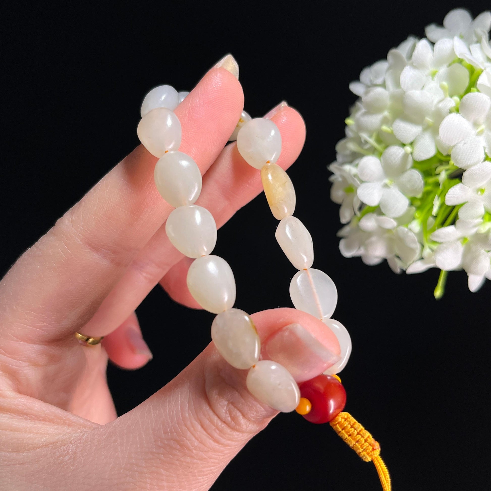 和田玉白玉洒金皮籽料原籽手串（yc332453）