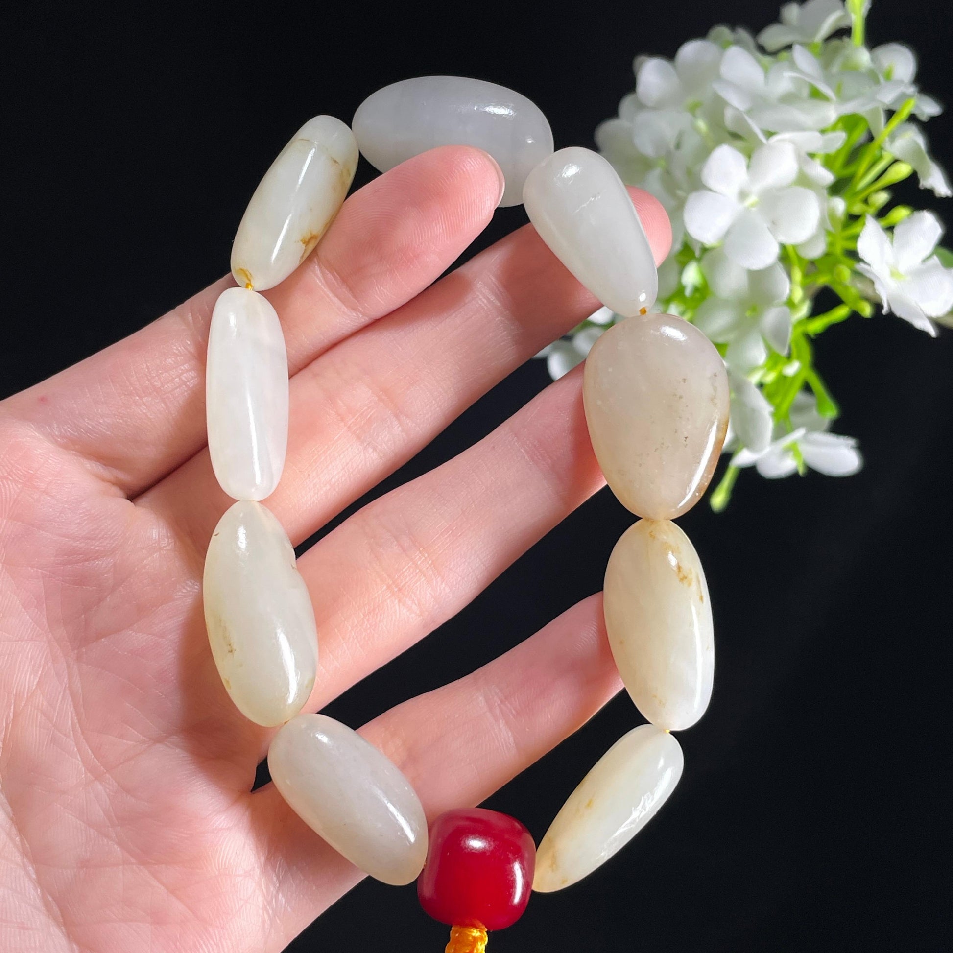 新疆天然和田玉原籽手串（9颗）（yc396013）