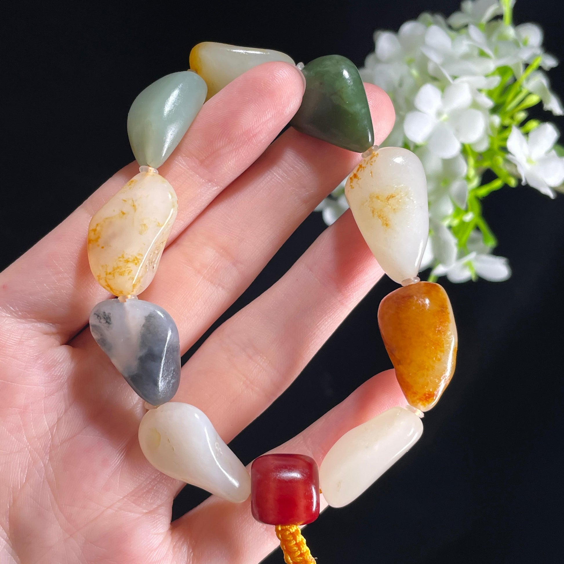 新疆天然和田玉多宝原籽手串（9颗）（yc396032）