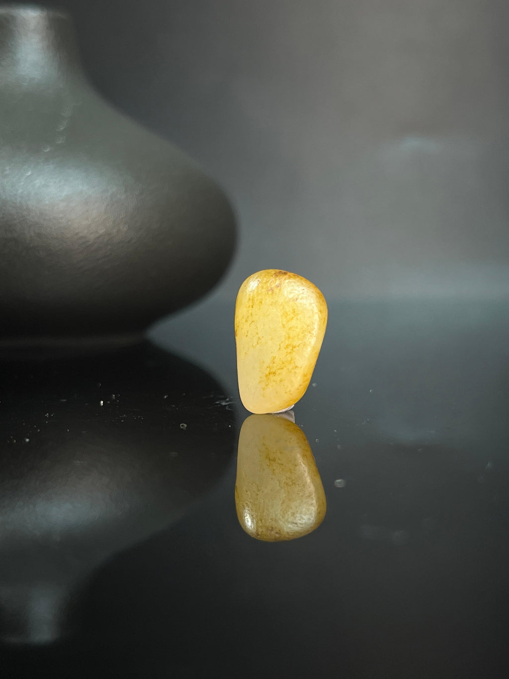 新疆和田玉秋梨皮籽料原石包金银挂件（yc240653）