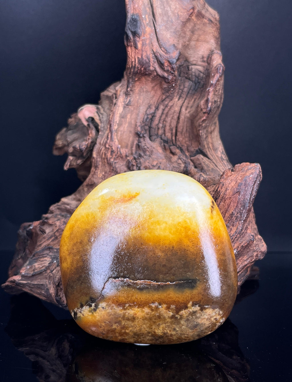 新疆和田玉聚黑黄皮籽料原石（yc241876）