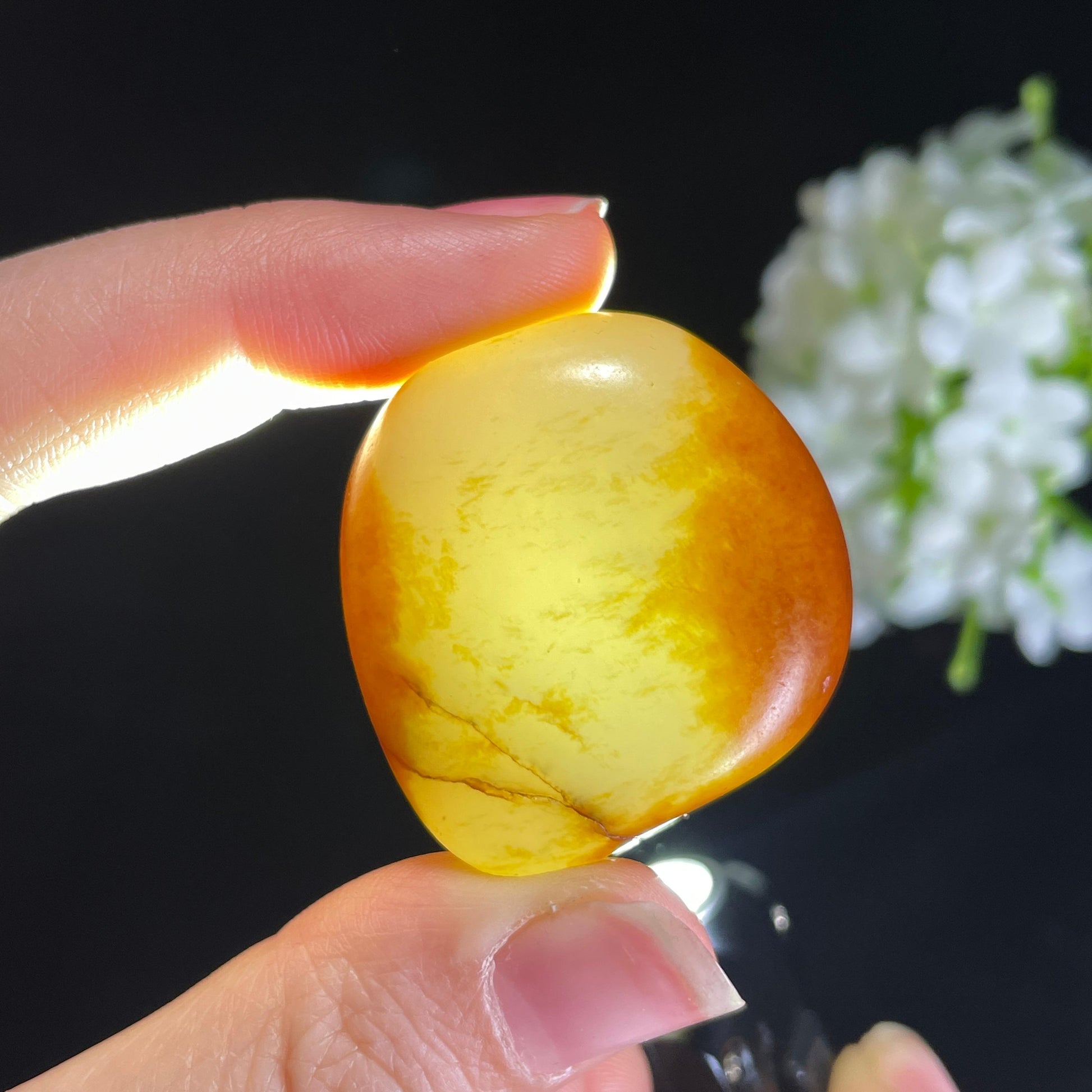 新疆天然和田玉“金浪裹玉”红皮白肉双面皮籽料（yc420094）