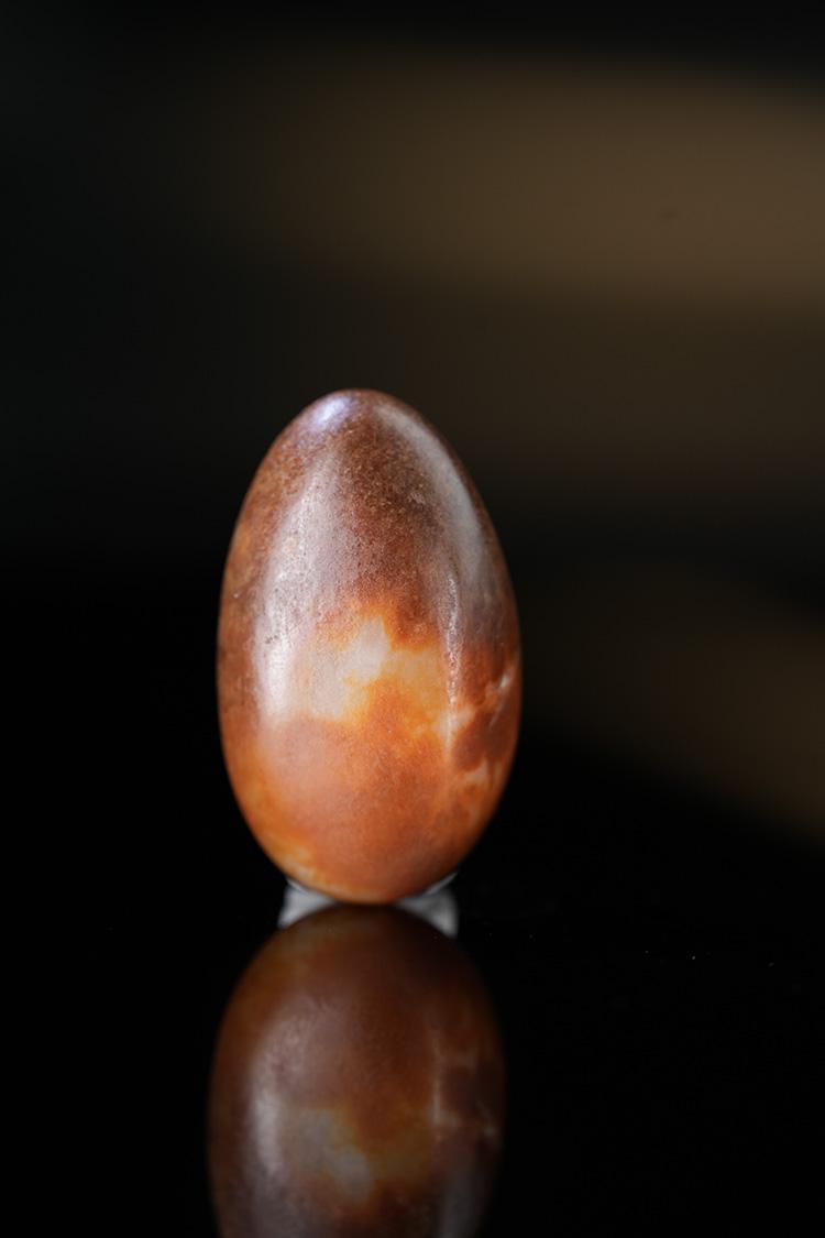 新疆天然和田玉籽料原石红沁挂件2（yc251051）