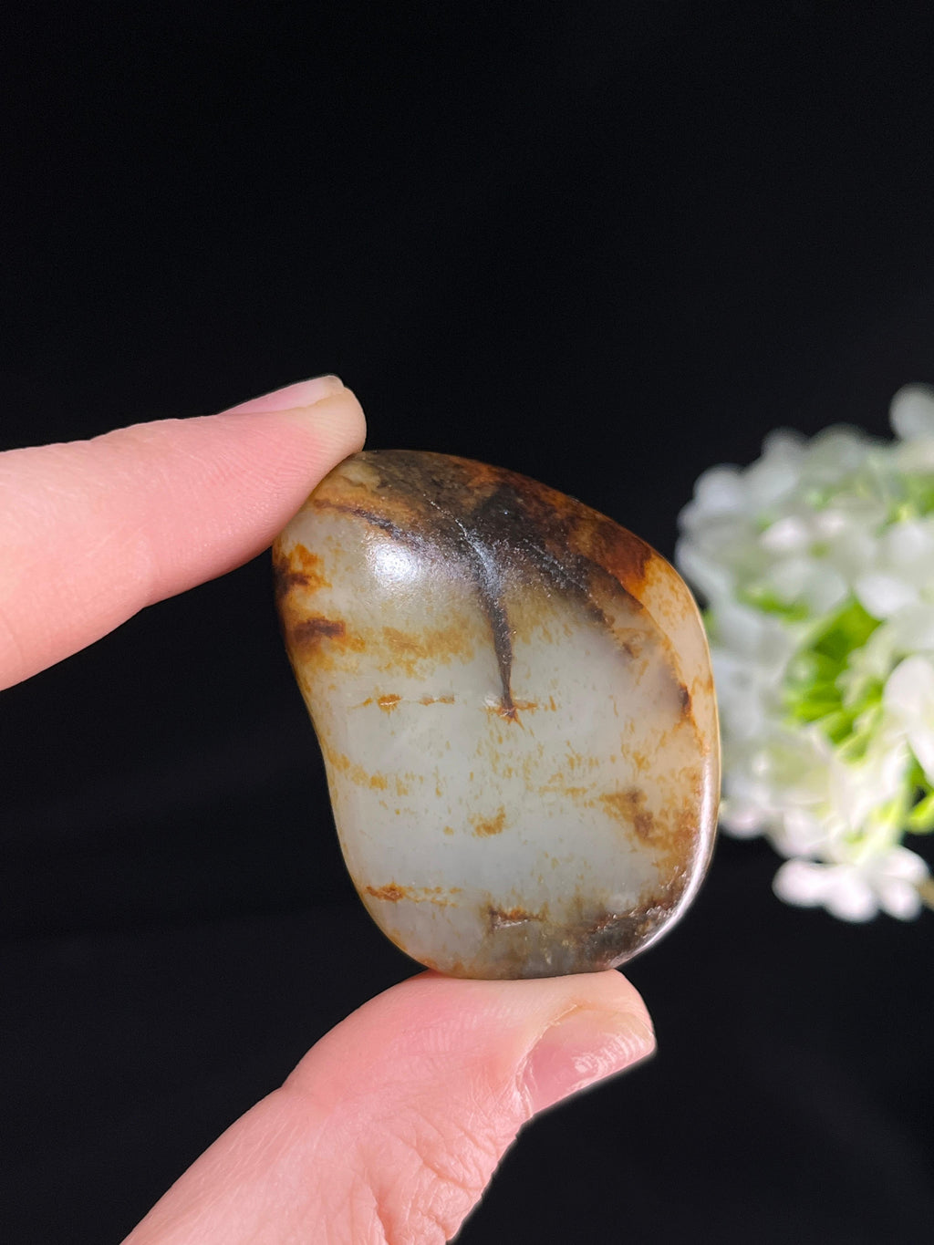 新疆和田玉白玉聚黑皮洒金皮“腰缠万贯”籽料原石（yc251760）