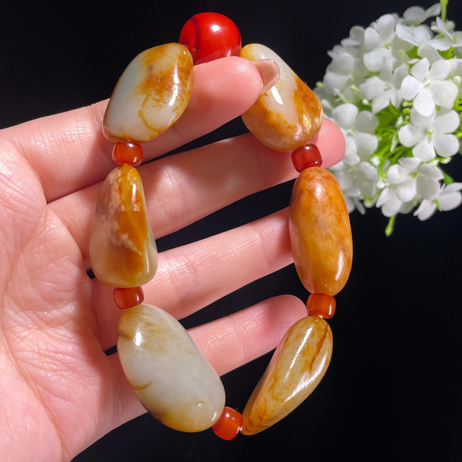 新疆和田玉天然原籽手串（yc381868）