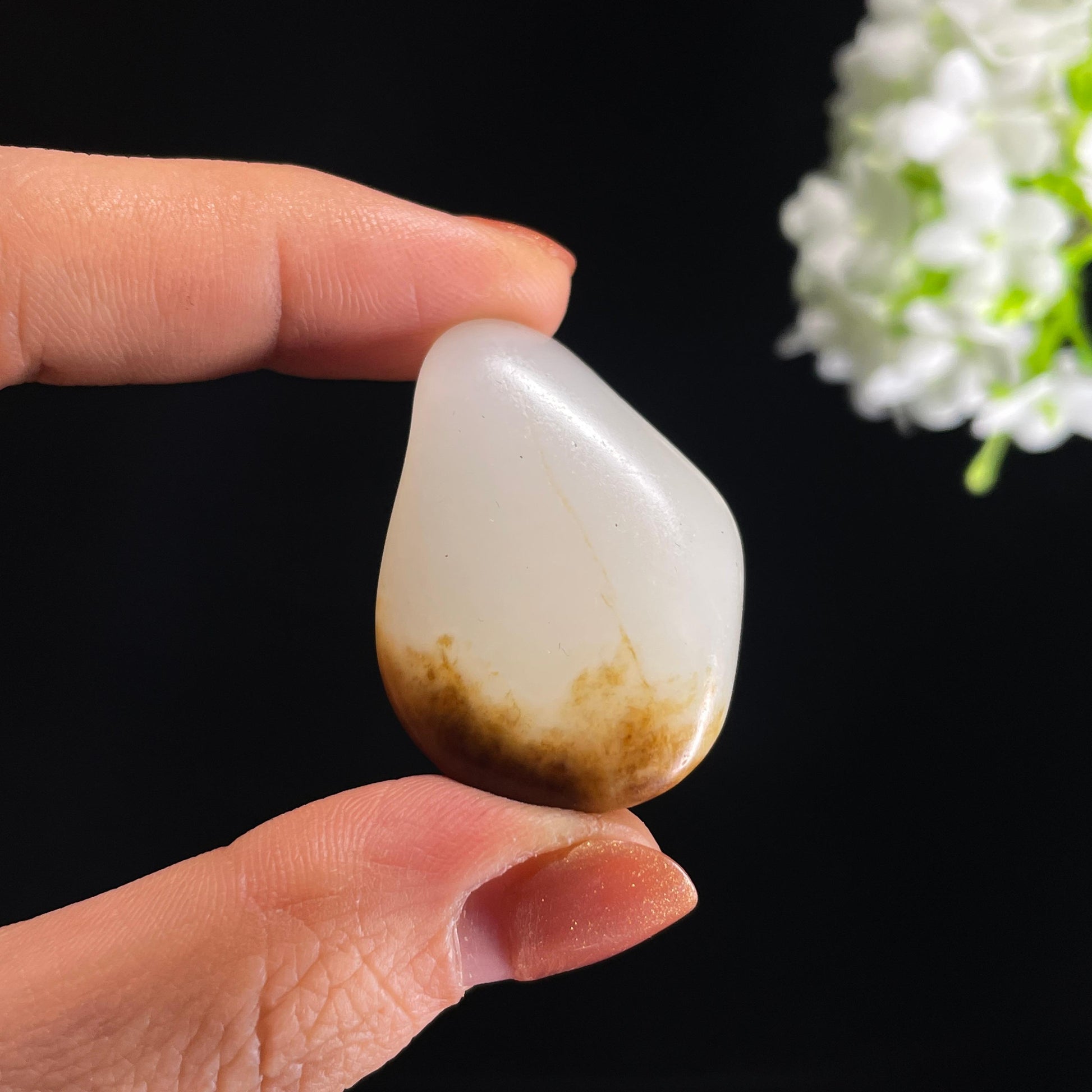 新疆天然和田玉黑红皮籽料（yc403832）