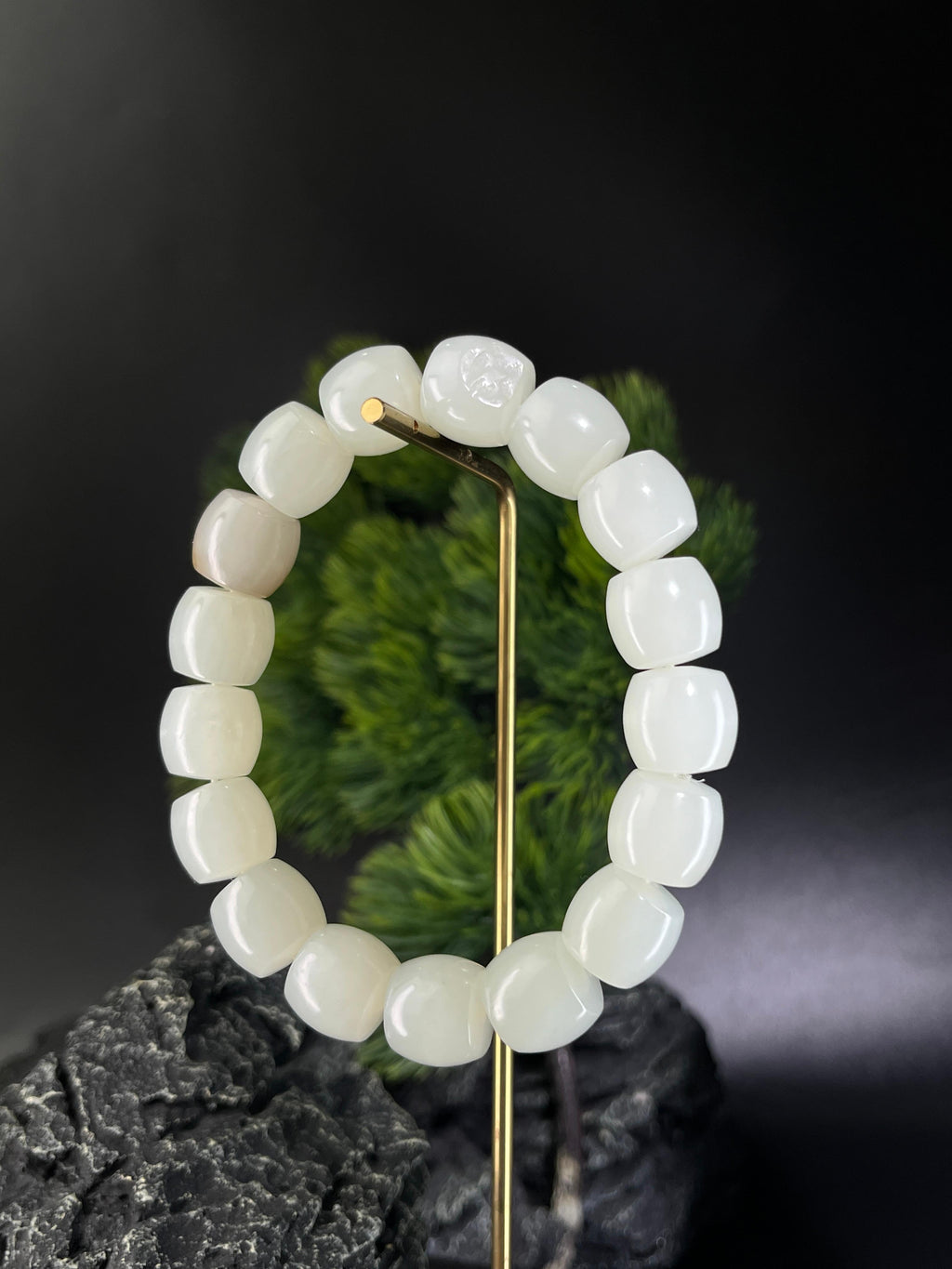 和田玉山料白玉直切珠手串（12卡）（yc228606）