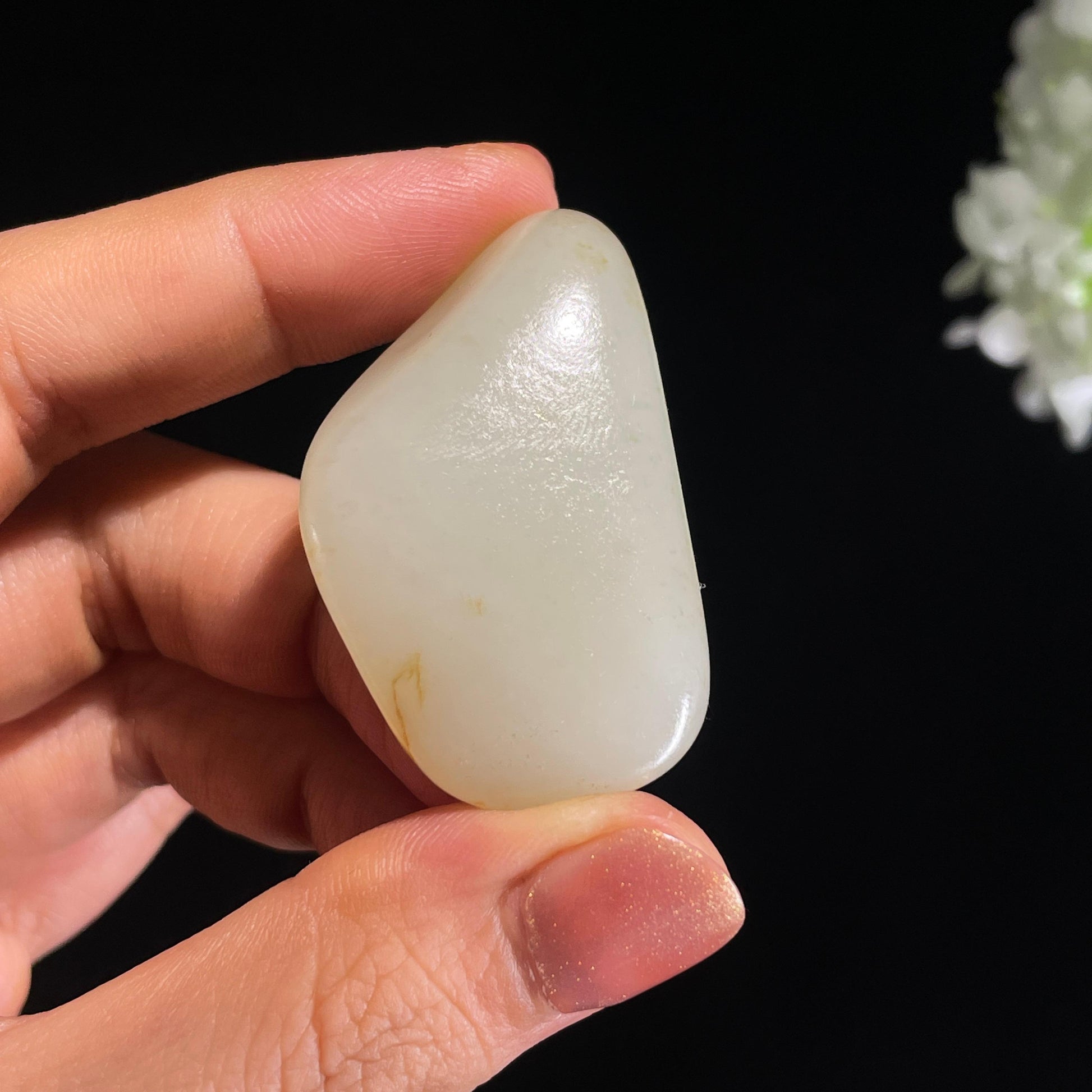 和田玉“清光自照”白玉淡洒金皮籽料（yc422769）