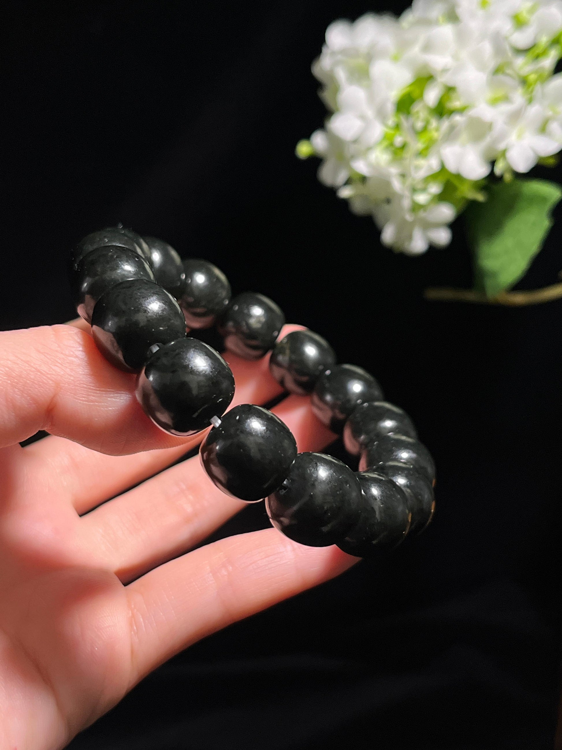 新疆天然和田玉塔青料手串1（yc260242）