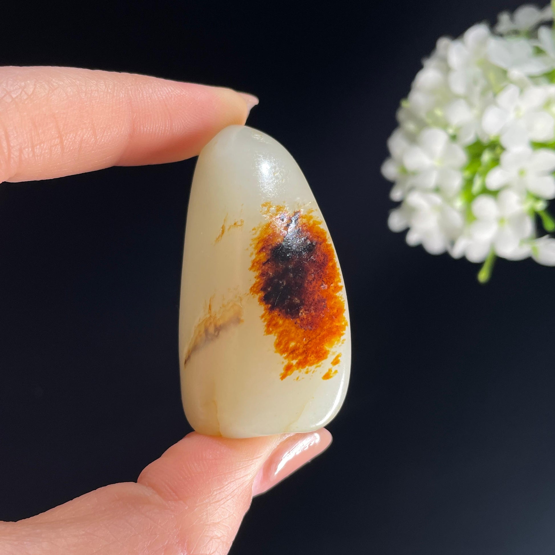 2026.4.9广告流，和田玉白玉“朱泥点玉”黑红皮籽料（yc386305）