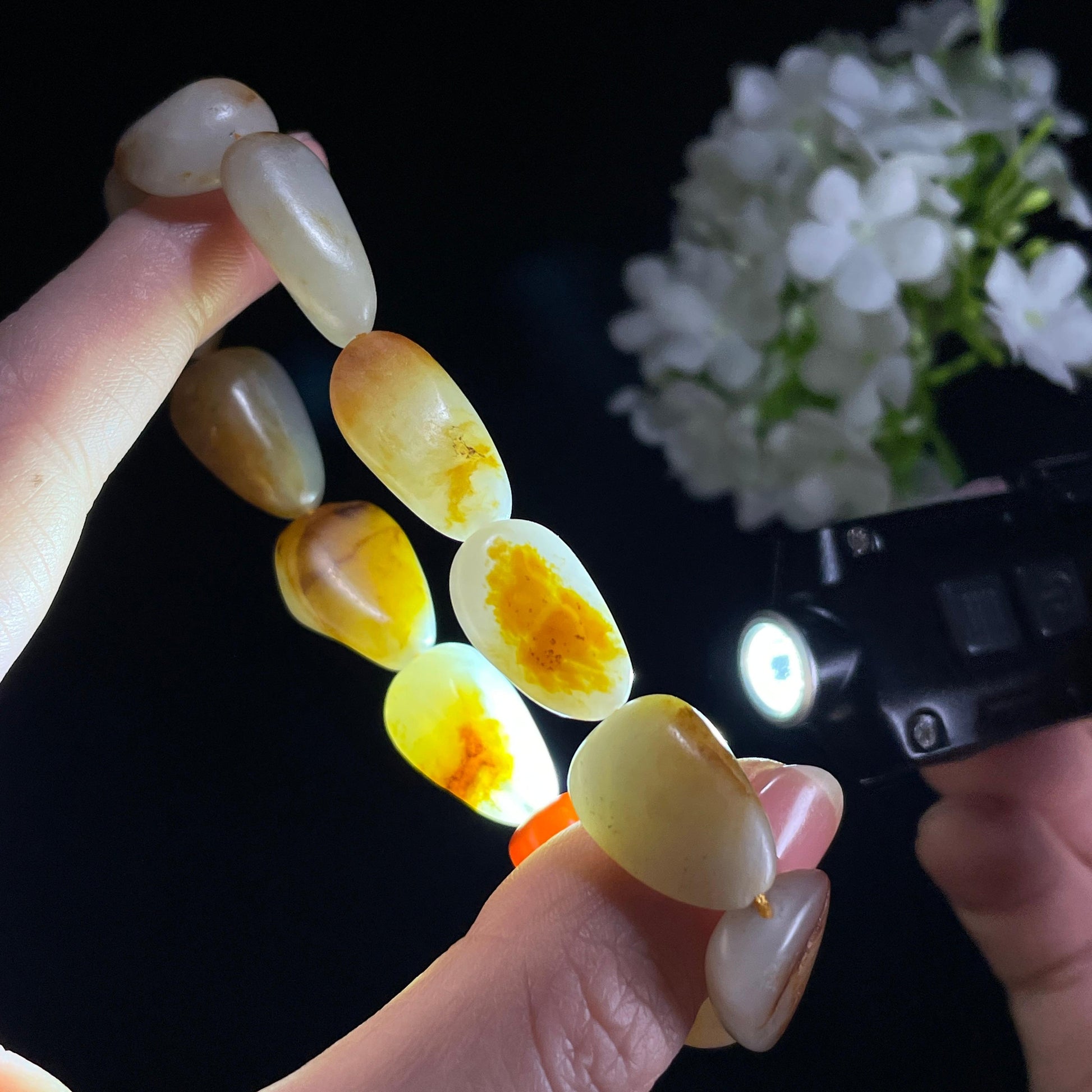 新疆天然和田玉白玉红皮原籽手串（11颗）（yc396000）