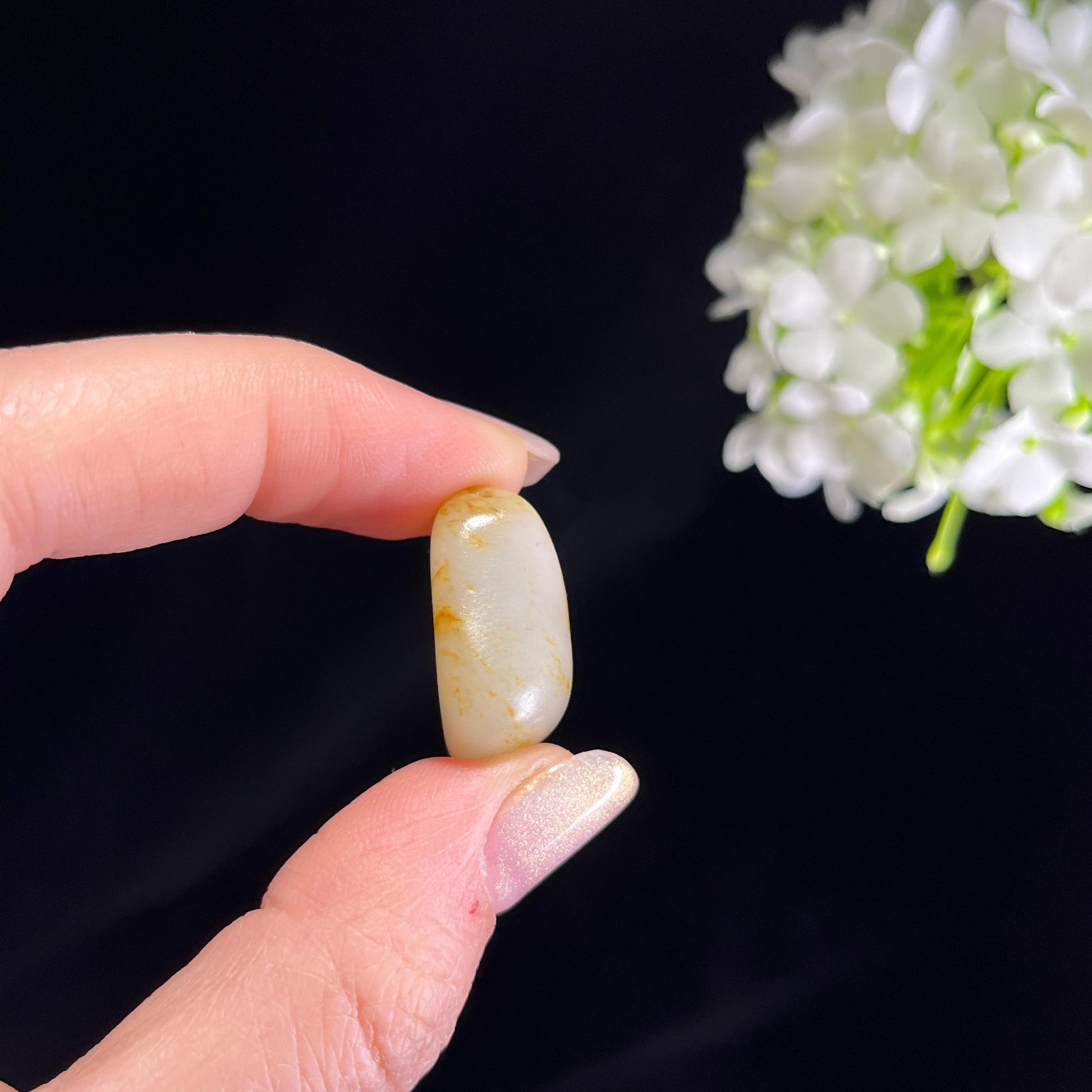 和田玉白玉“赤影浮霜”洒金聚黄皮籽料（yc354542）