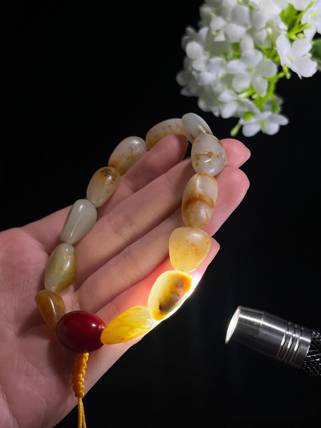 新疆天然和田玉籽料原石洒金皮手串（yc269695）