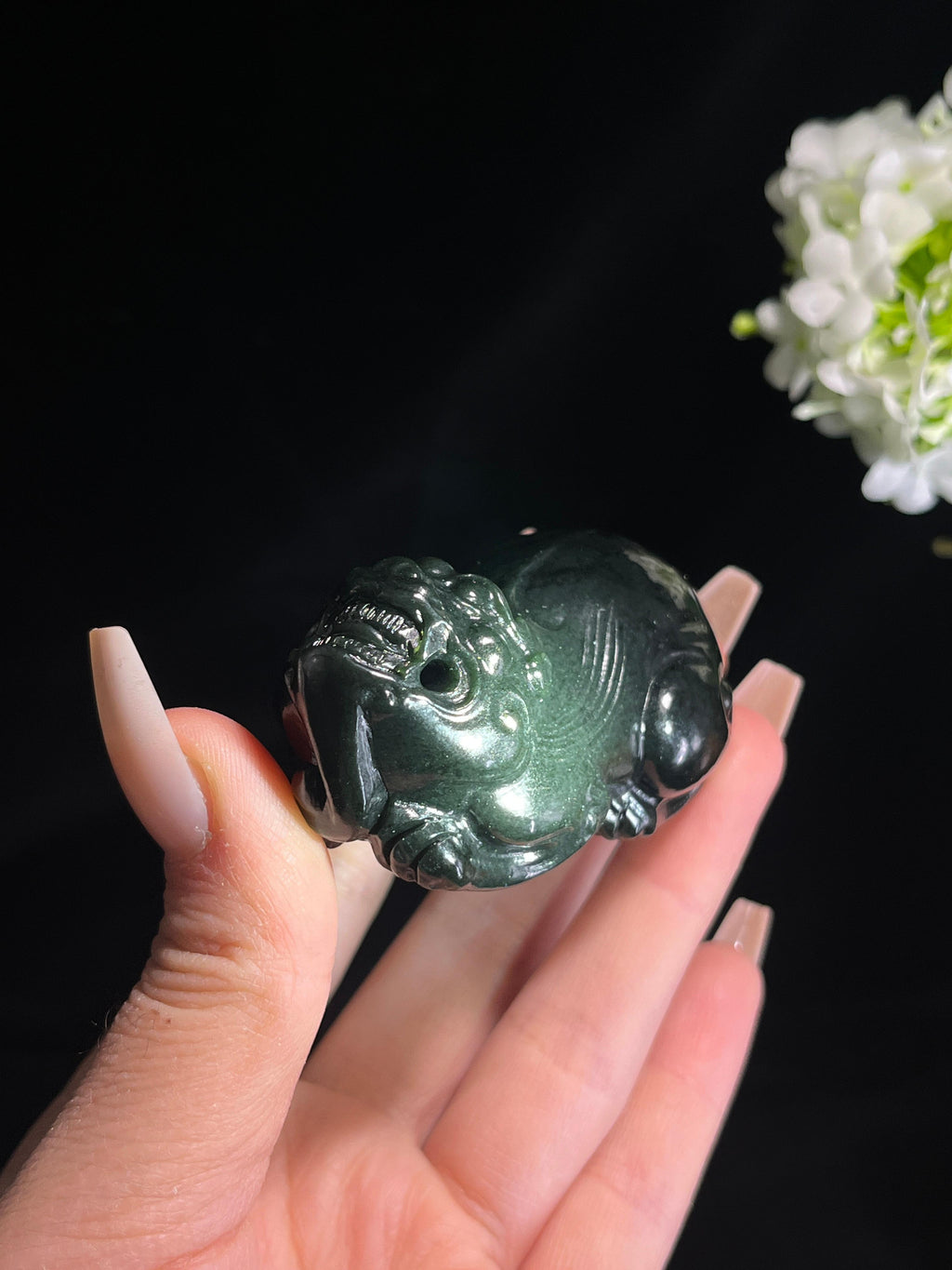 新疆天然和田玉塔青料貔貅“招财进宝”小手把件（yc260255）