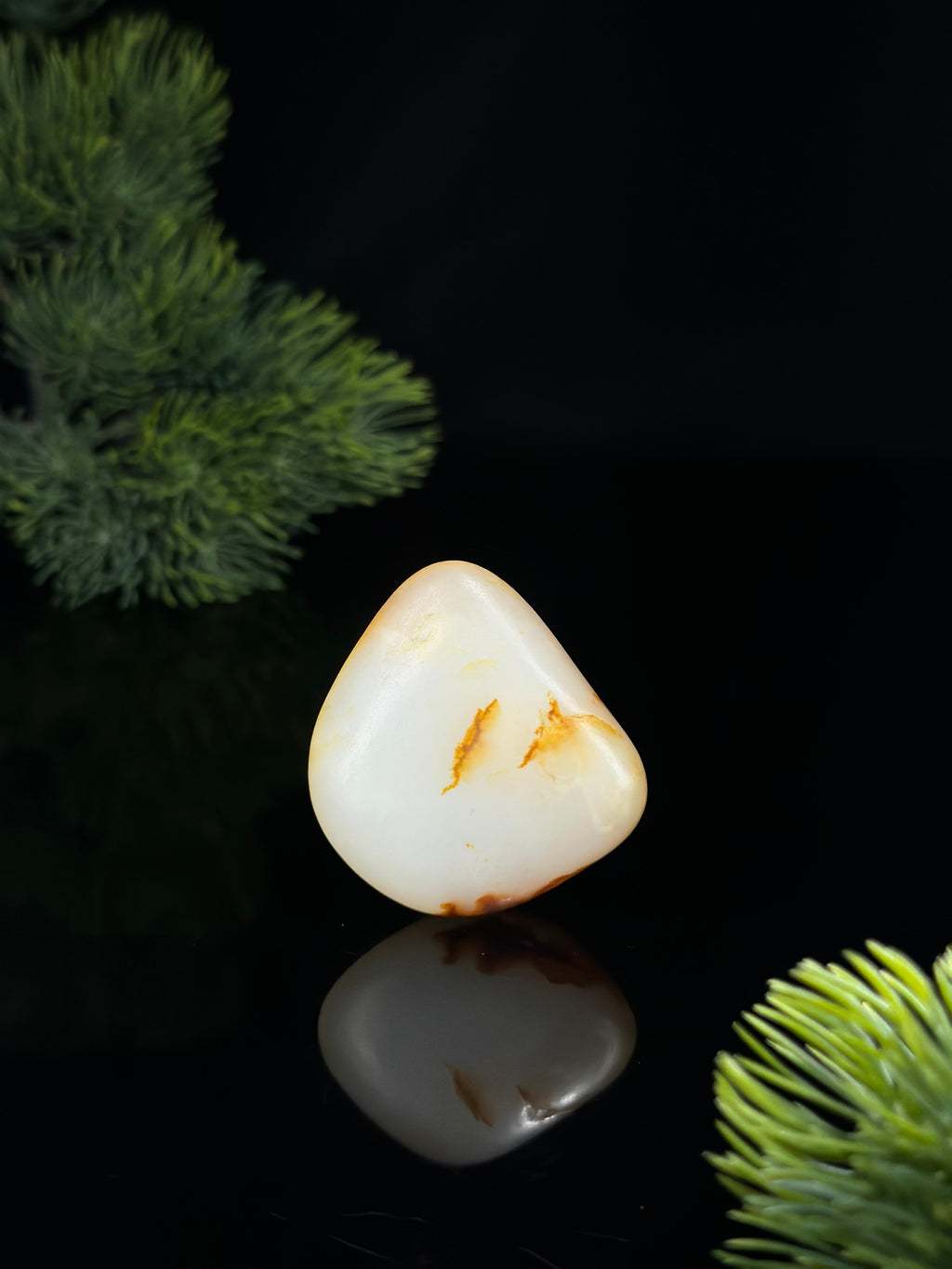 新疆天然和田玉珍品红皮白肉挂件籽（yc477569）