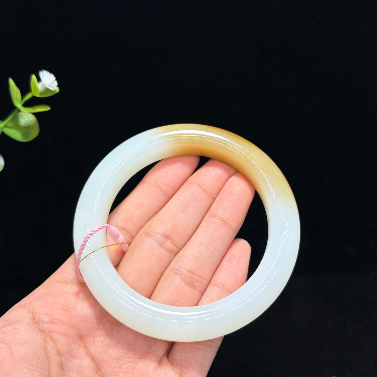 高品质新疆羊脂糖白玉手镯（yc783791）