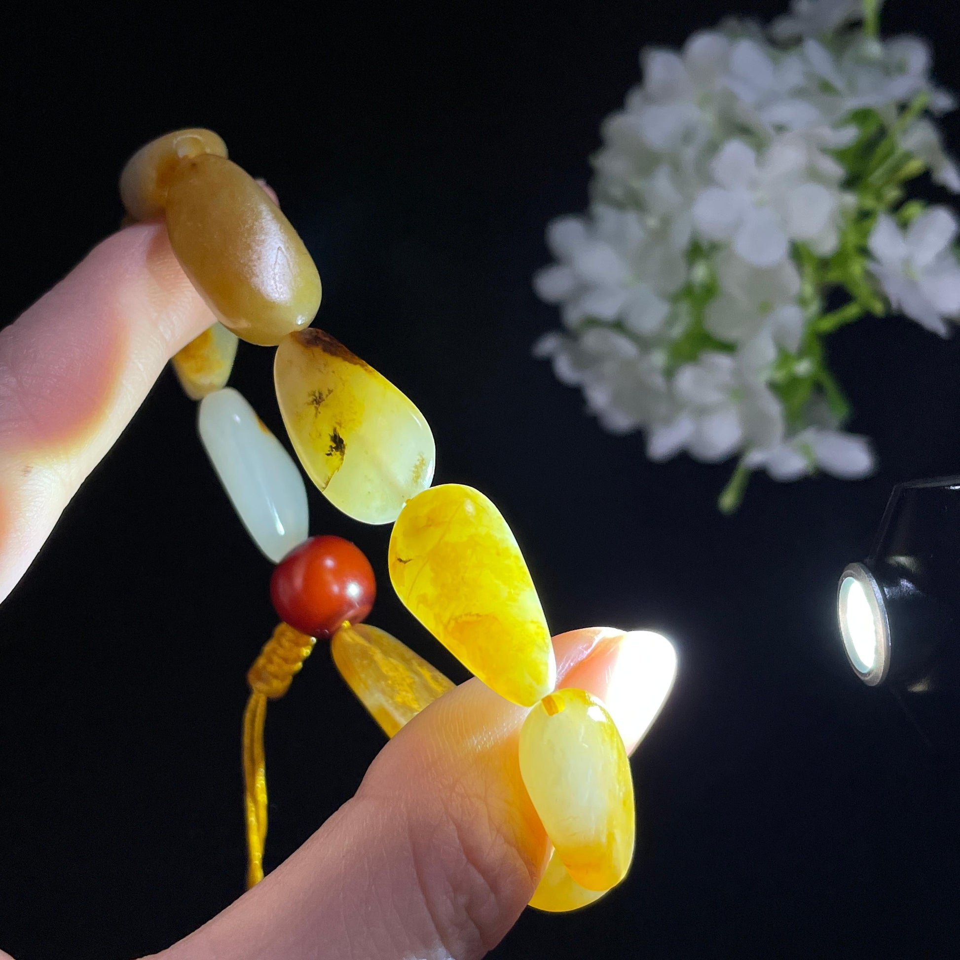 新疆和田玉白玉青白玉红皮原籽手串（10颗）（yc396002）