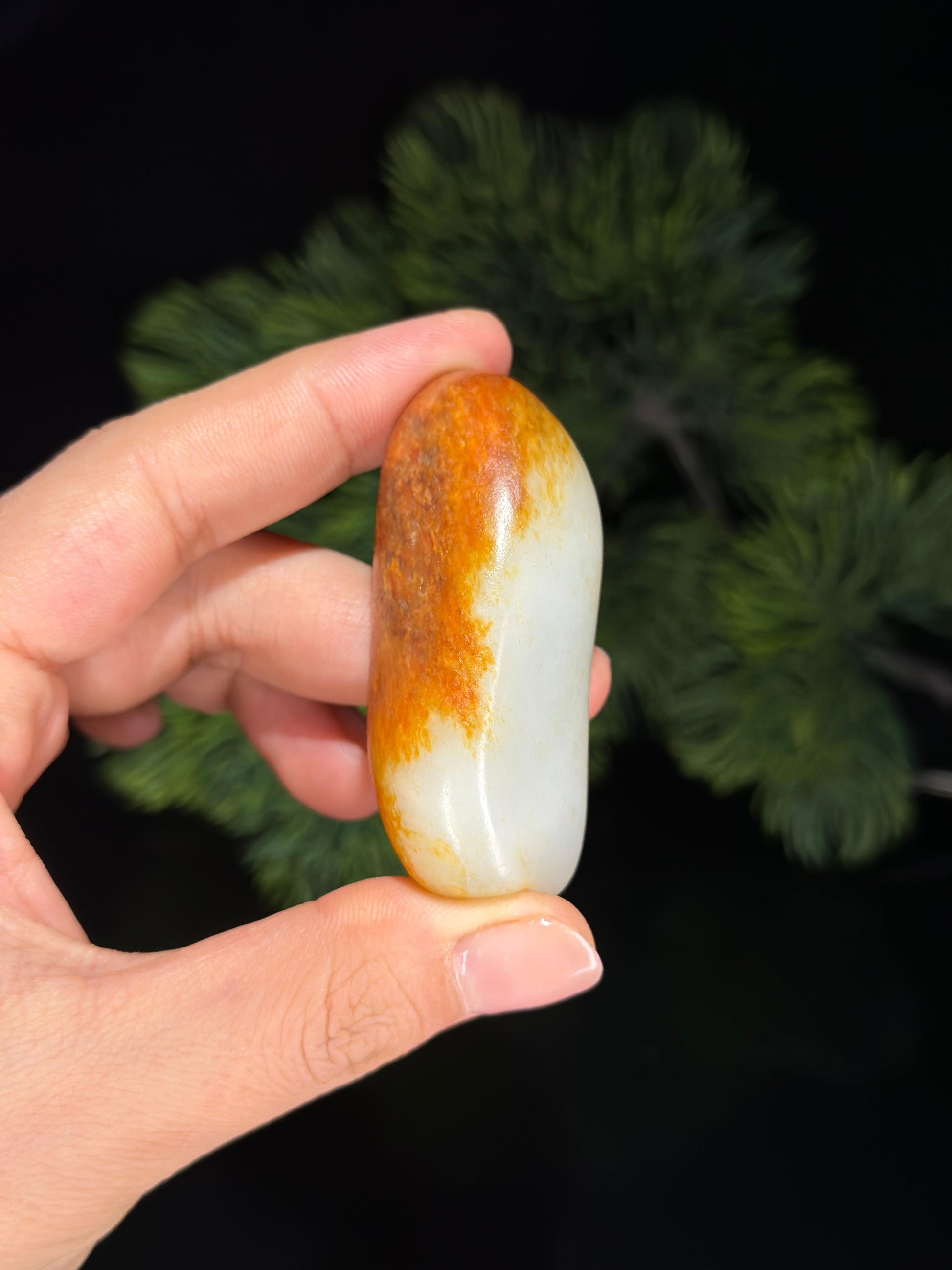 新疆和田玉白玉聚红皮珍品籽料手把件（yc507221）