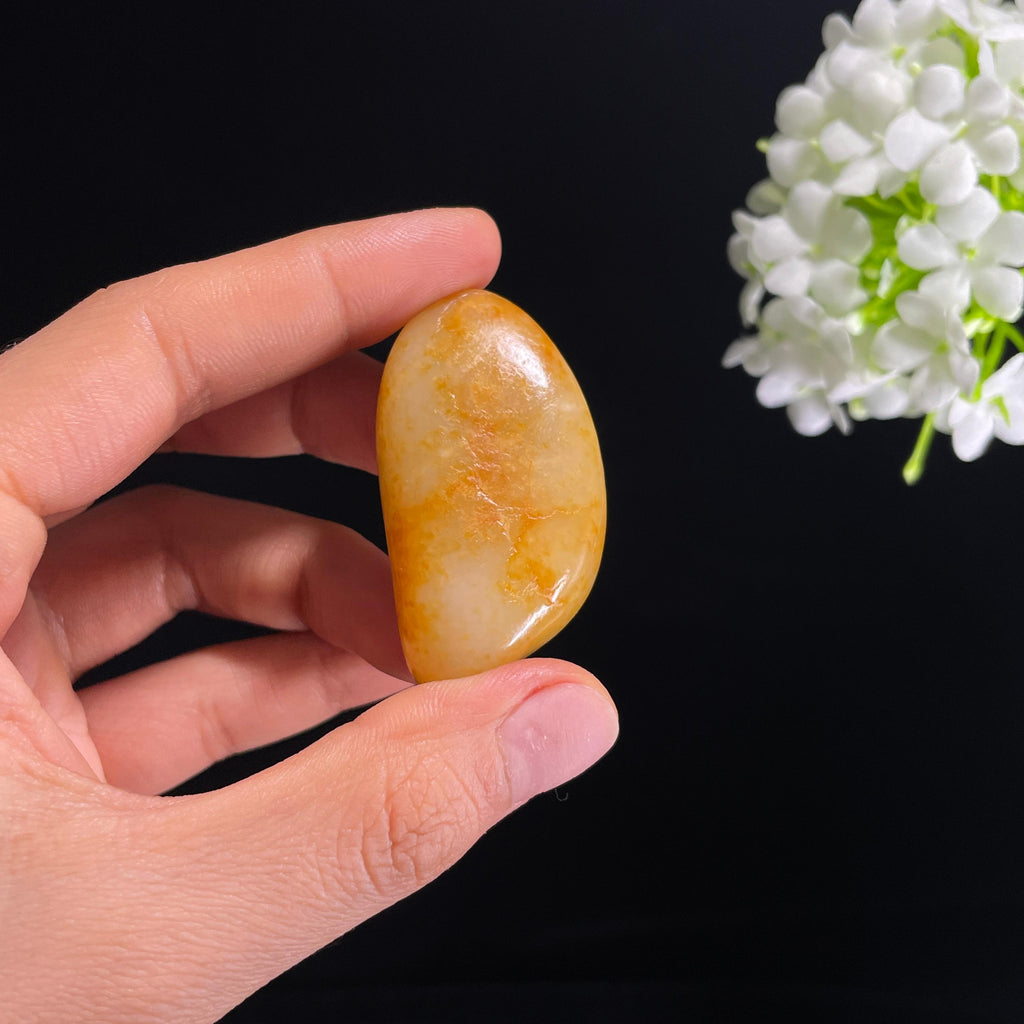 和田玉暖白种“秋阳落籽”金包银籽料（yc315429）