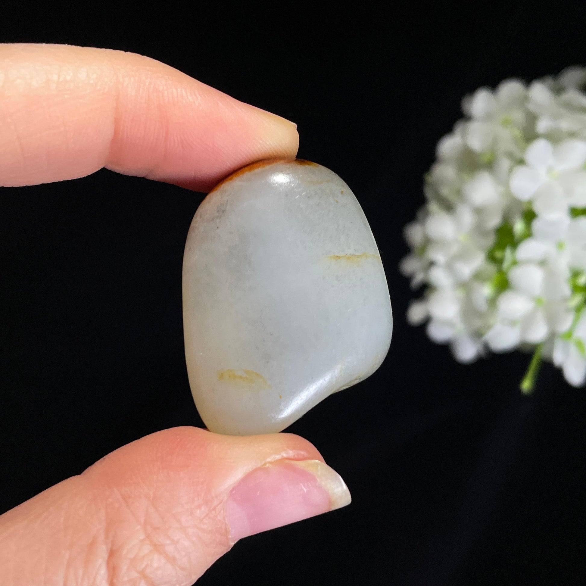 和田玉白玉“顶红衔露”聚红皮籽料（yc417342）