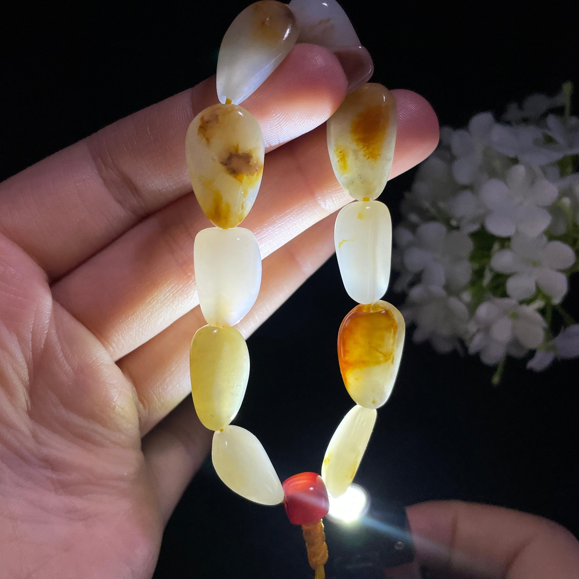 和田玉白玉青白玉红皮原籽手串（yc382224）