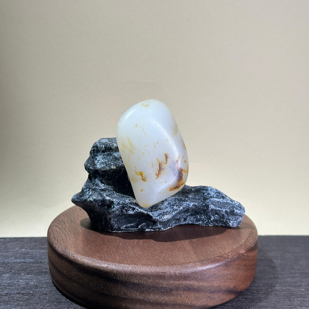 和田玉洒金皮籽料原石（yc207506）