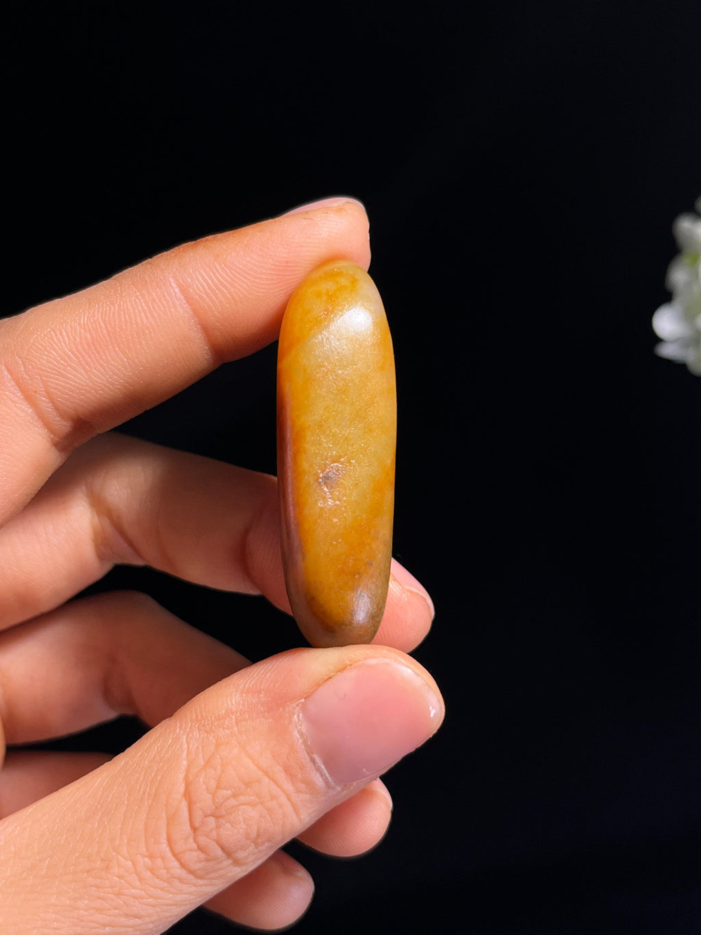 新疆和田天然黄沁籽料原石挂件（yc263879）