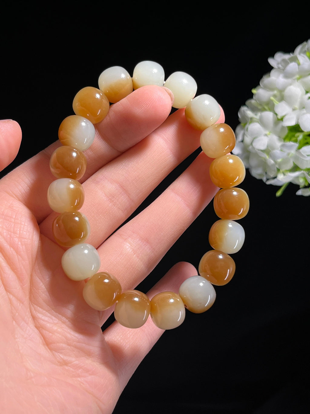 新疆和田玉且末糖白手串精品（yc262659）